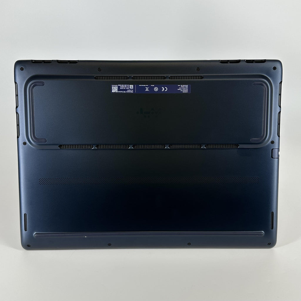 Dell Alienware 16X Aurora Interstellar Indigo 2.7 GHz Intel Core Ultra 9 Series 2 32GB RAM 1TB Solid State Drive NVIDIA GeForce RTX 5060 8 GB