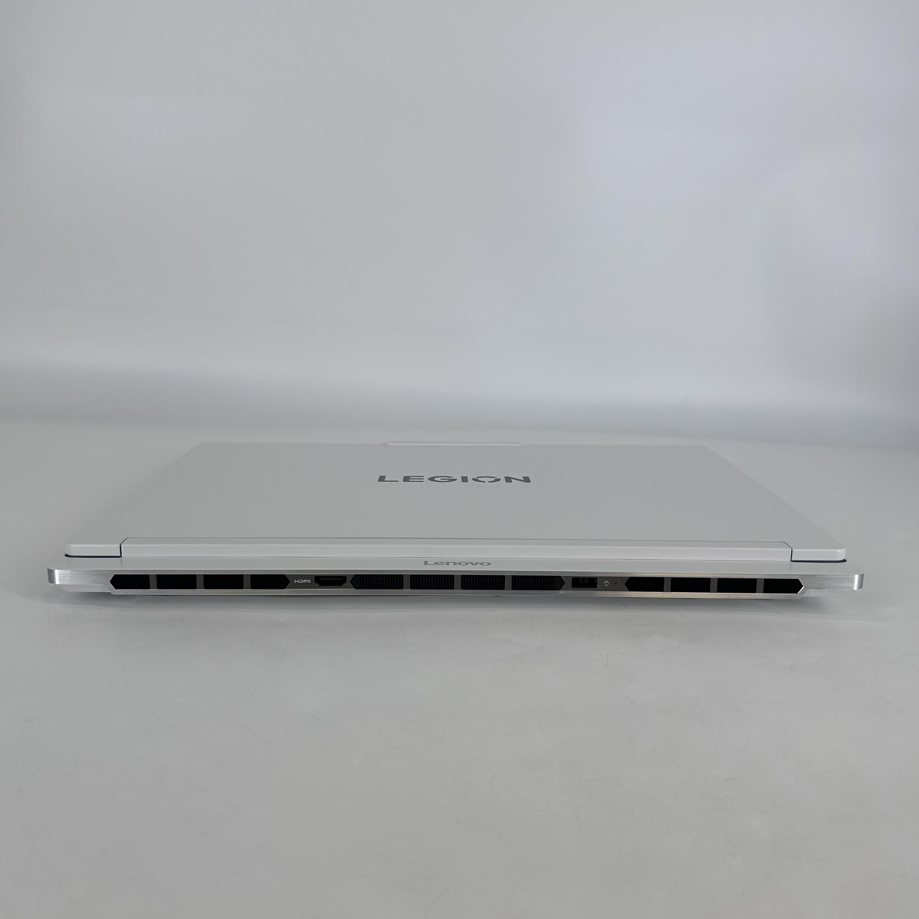 Lenovo Legion 7i Gen 10 16 White 2.7 GHz Intel Core Ultra 9 Series 2 32GB RAM 1TB Solid State Drive NVIDIA GeForce RTX 5070 8 GB