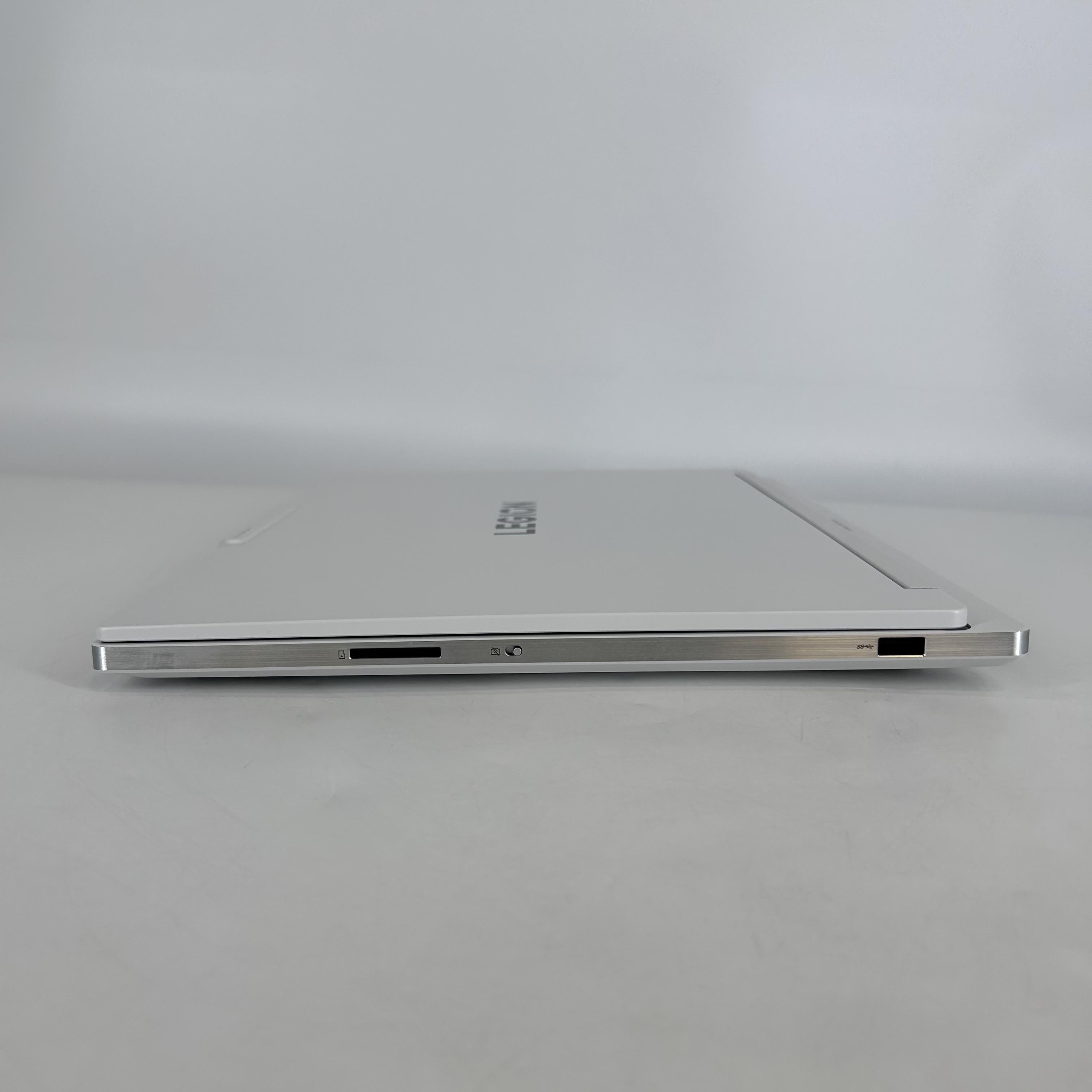 Lenovo Legion 7i Gen 10 16 White 2.7 GHz Intel Core Ultra 9 Series 2 32GB RAM 1TB Solid State Drive NVIDIA GeForce RTX 5070 8 GB