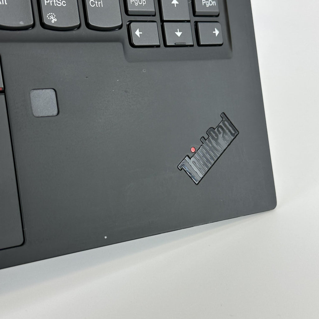 Lenovo ThinkPad X1 Carbon Gen 8 14 Black 1.8 GHz Intel Core i7 10th Gen. 16GB RAM 512GB Solid State Drive