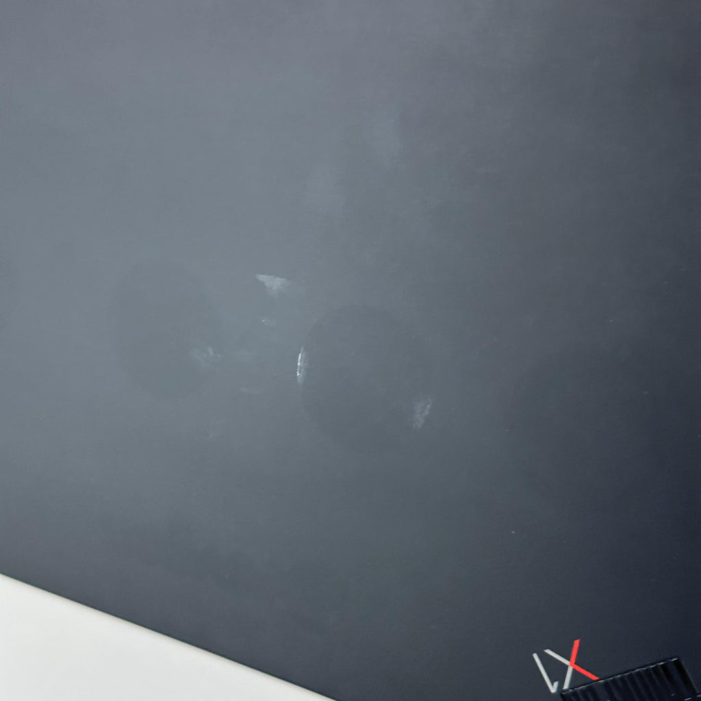 Lenovo ThinkPad X1 Carbon Gen 8 14 Black 1.8 GHz Intel Core i7 10th Gen. 16GB RAM 512GB Solid State Drive