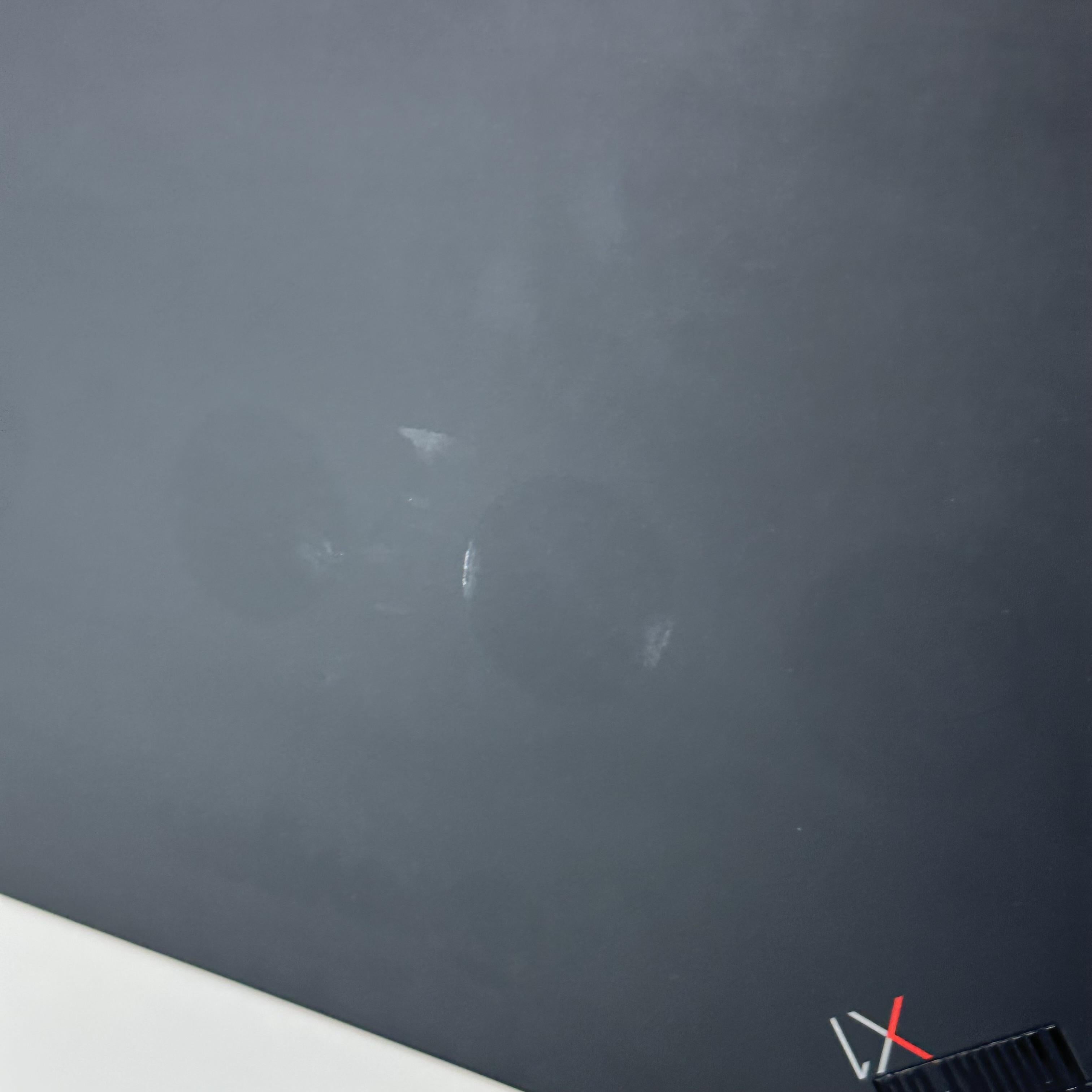 Lenovo ThinkPad X1 Carbon Gen 8 14 Black 1.8 GHz Intel Core i7 10th Gen. 16GB RAM 512GB Solid State Drive