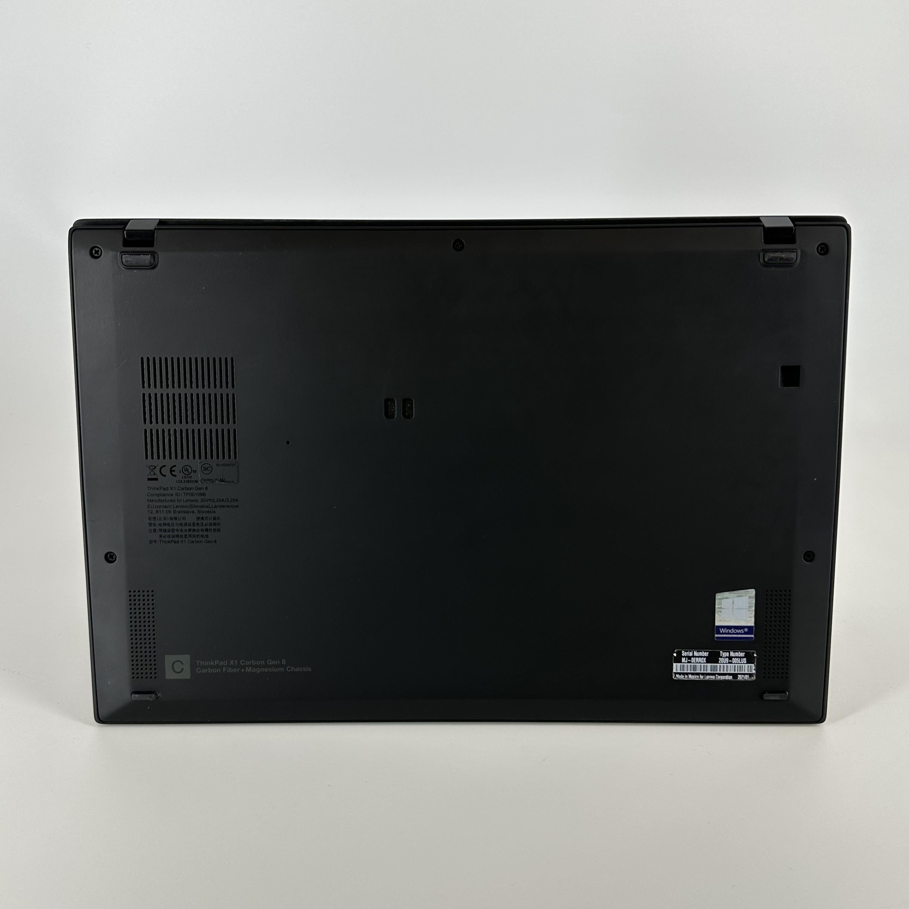 Lenovo ThinkPad X1 Carbon Gen 8 14 Black 1.8 GHz Intel Core i7 10th Gen. 16GB RAM 512GB Solid State Drive