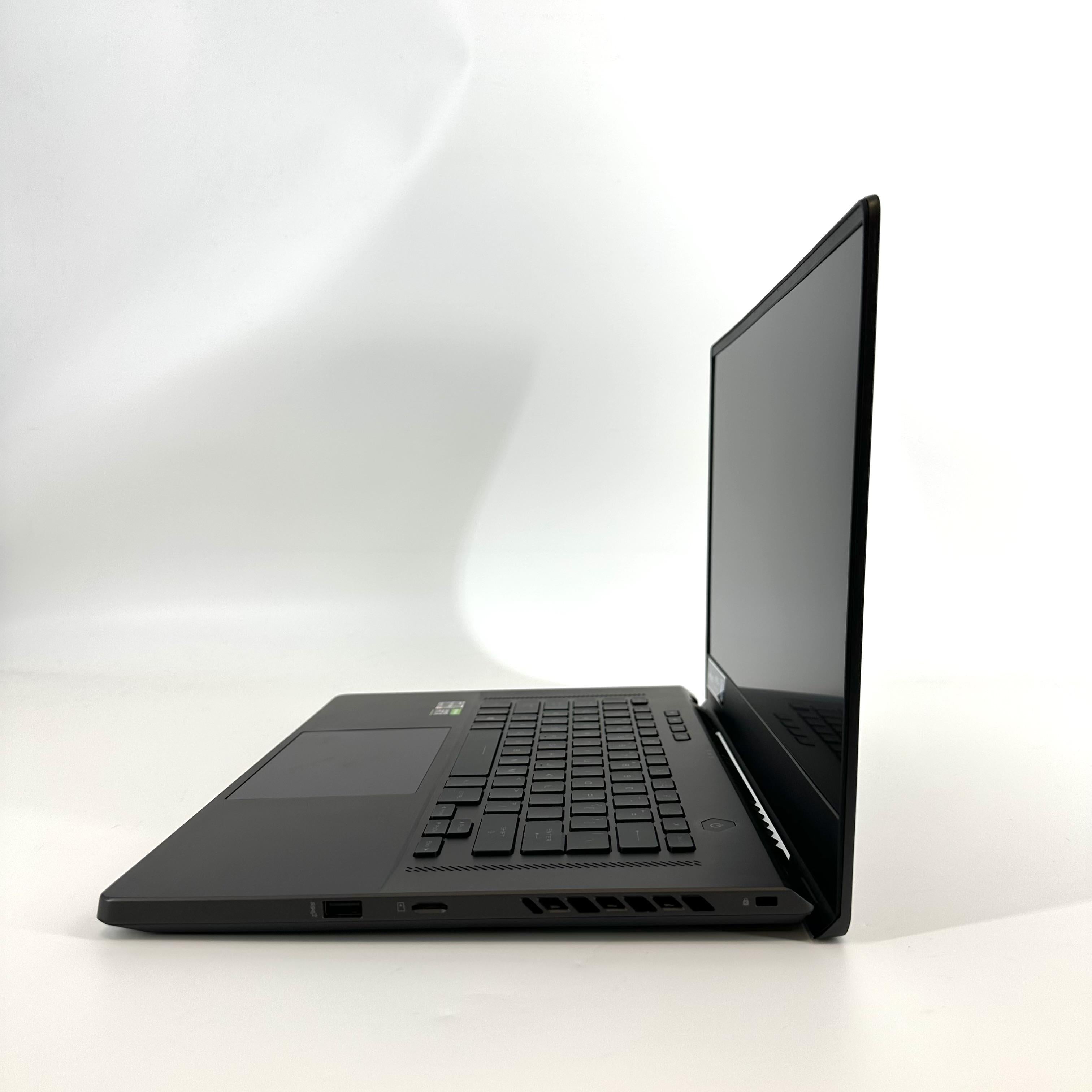 Asus ROG Zephyrus G15 GA503 15.6 Black 3.3 GHz AMD Ryzen 9 5900HS 16GB RAM 1TB Solid State Drive NVIDIA GeForce RTX 3070 8 GB
