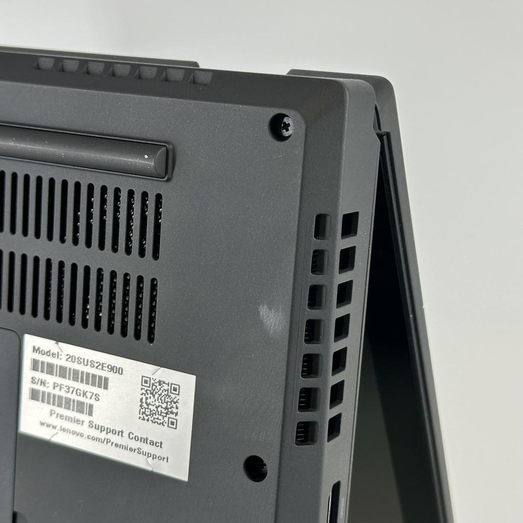 Lenovo ThinkPad P15 Gen 1 Black 2.8 GHz Intel Xeon W 64GB RAM 512GB Solid State Drive NVIDIA Quadro RTX 5000 16 GB