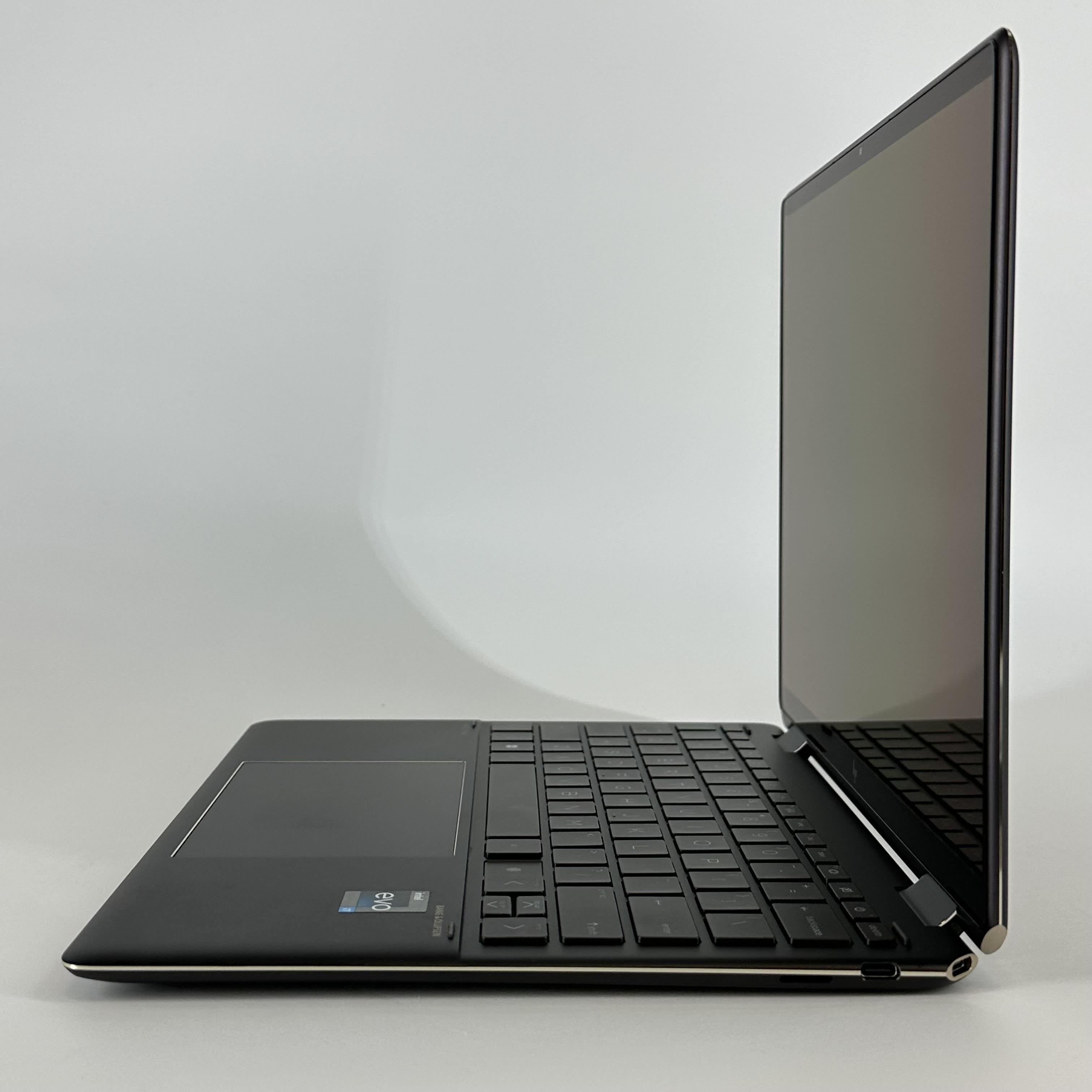 HP Spectre 14 x360 Black 1.7 GHz Intel Core i7 12th Gen. 16GB RAM 1TB Solid State Drive