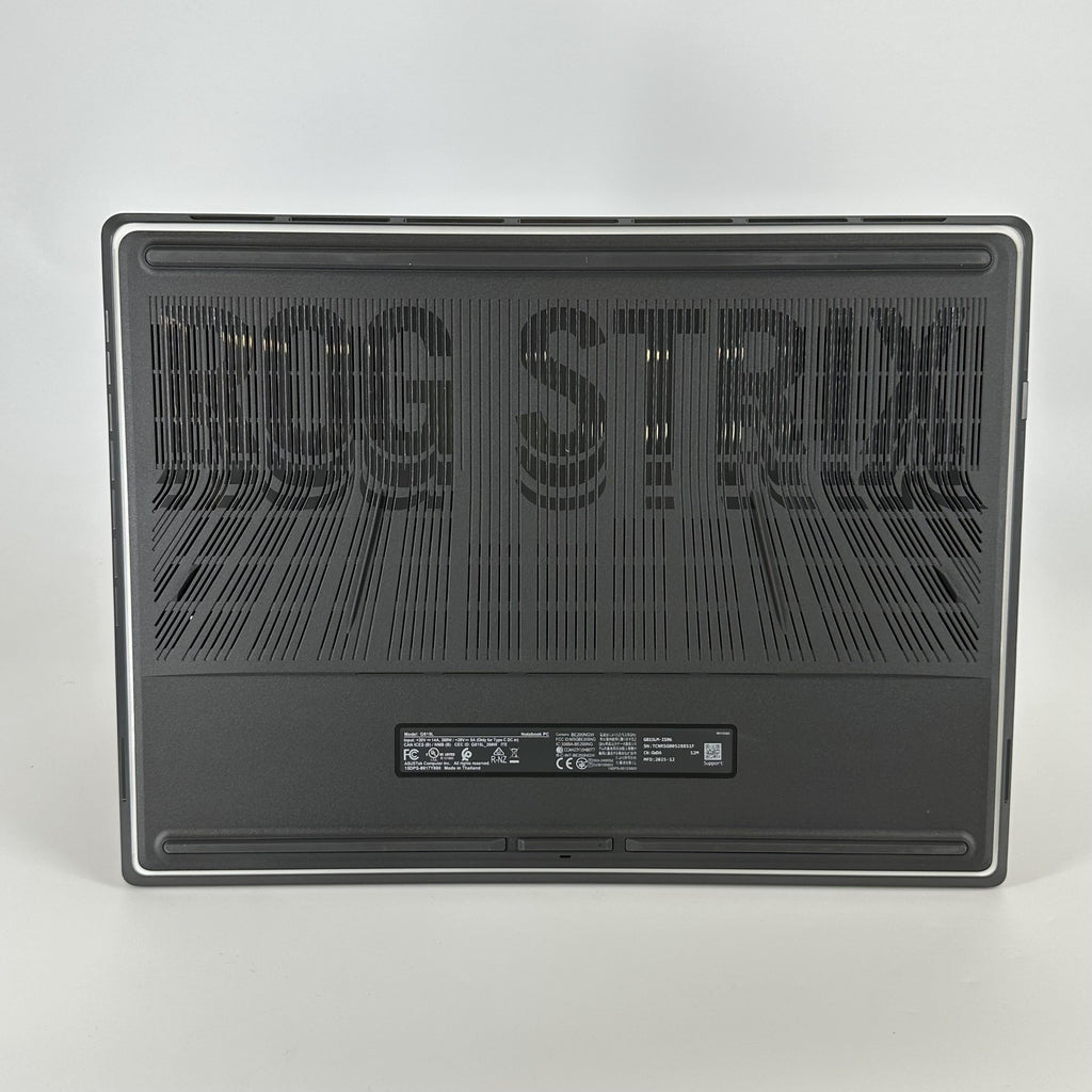 Asus ROG Strix G18 G815 18 Black 2.7 GHz Intel Core Ultra 9 Series 2 64GB RAM 4TB Solid State Drive NVIDIA GeForce RTX 5060 8 GB