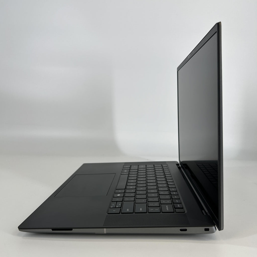 Dell Precision 5690 16 Gray 3.8 GHz Intel Core Ultra 7 64GB RAM 1TB Solid State Drive NVIDIA RTX 2000 Ada 8 GB
