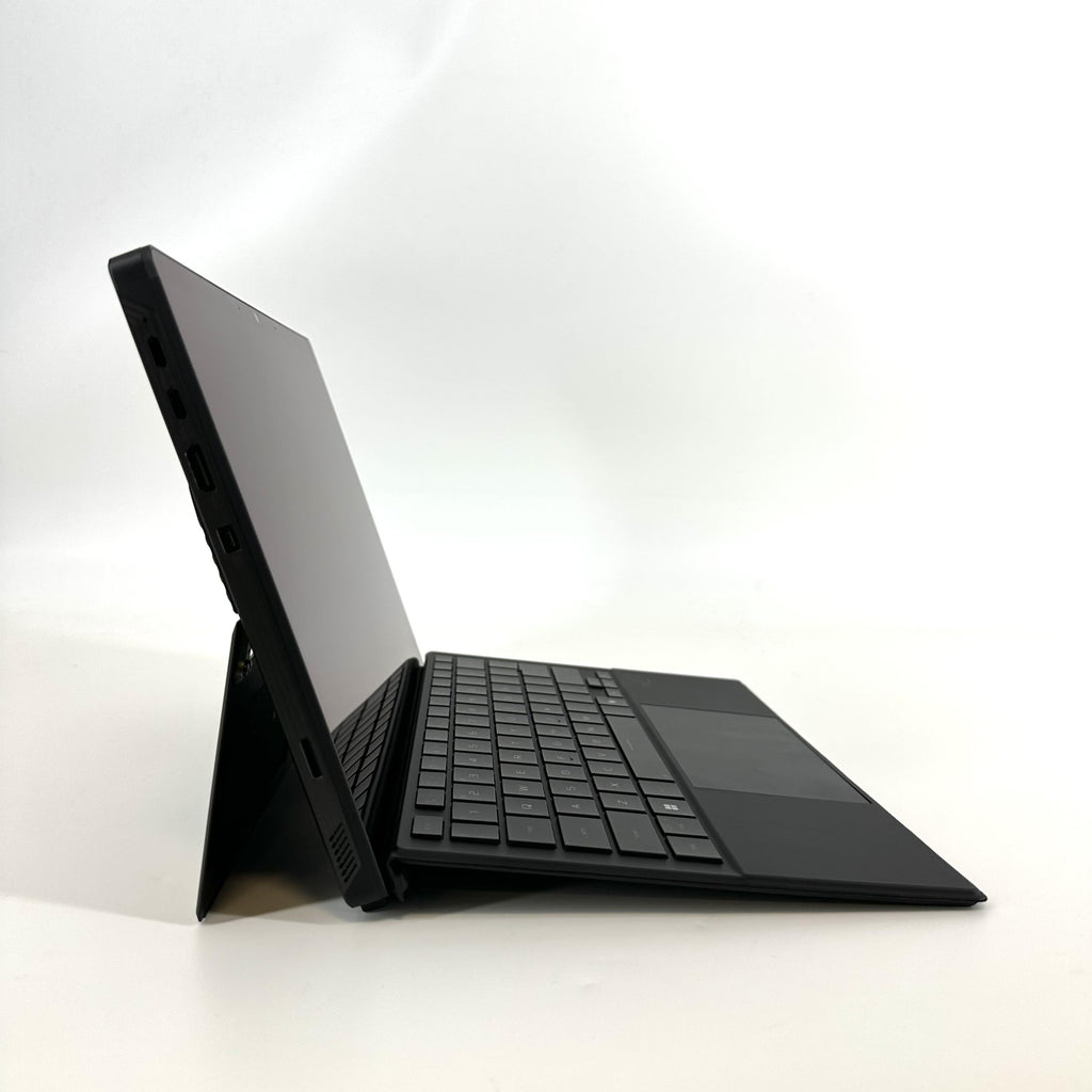 Asus ROG Flow Z13 GZ302 13.4 Black 3.0 GHz AMD Ryzen AI MAX+ 395 64GB RAM 1TB Solid State Drive