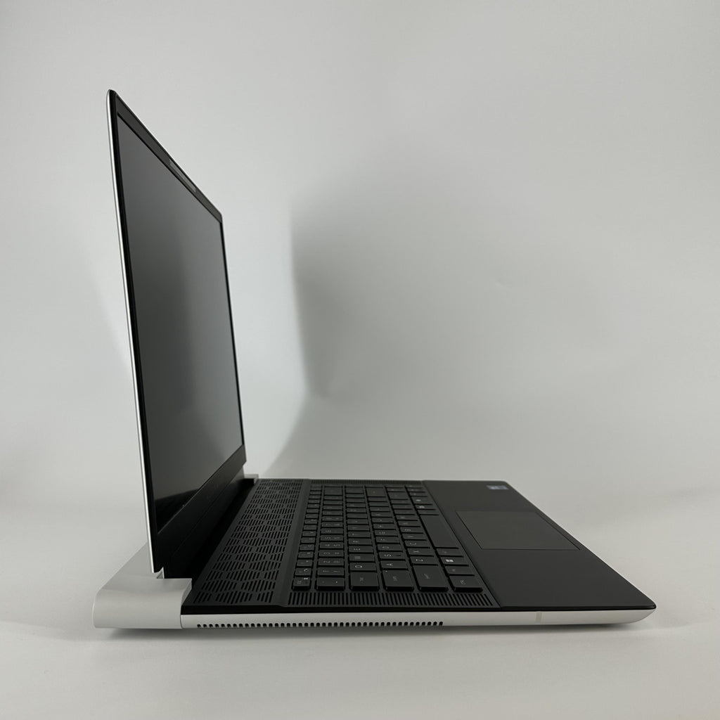 Dell Alienware X16 R2 Silver 2.3 GHz Intel Core Ultra 9 32GB RAM 2TB Solid State Drive NVIDIA GeForce RTX 4090 16 GB