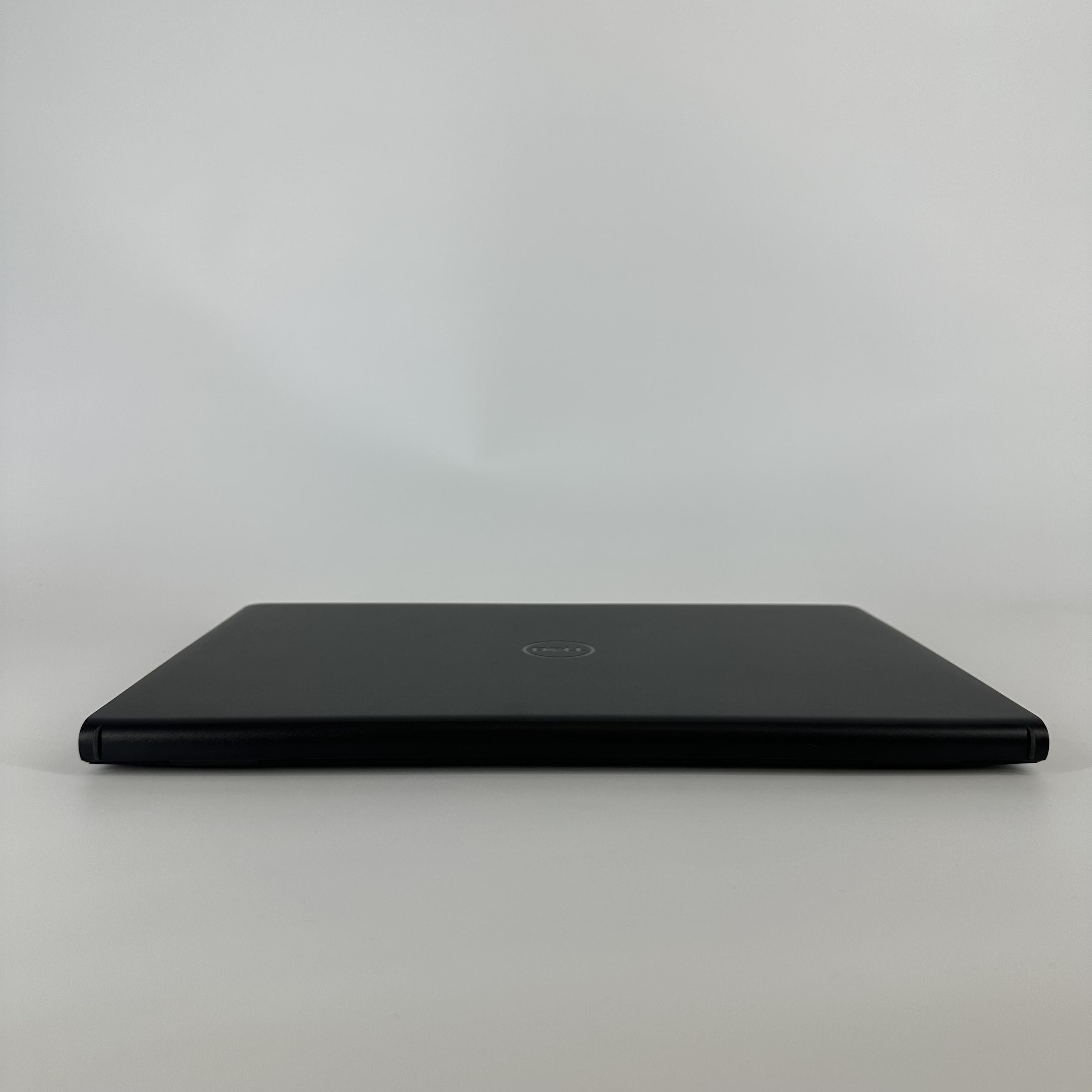 Dell Inspiron 3535 15.6 Silver 2.4 GHz AMD Ryzen 3 7320U 8GB RAM 512GB Solid State Drive