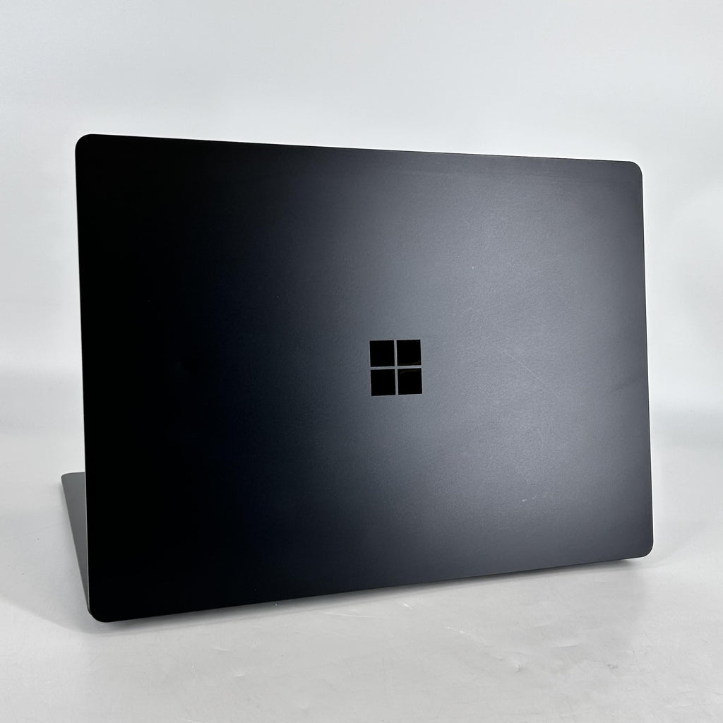 Microsoft Surface Laptop 5 13.5 Black 2.7 GHz Intel Core i7 12th Gen. 16GB RAM 512GB Solid State Drive