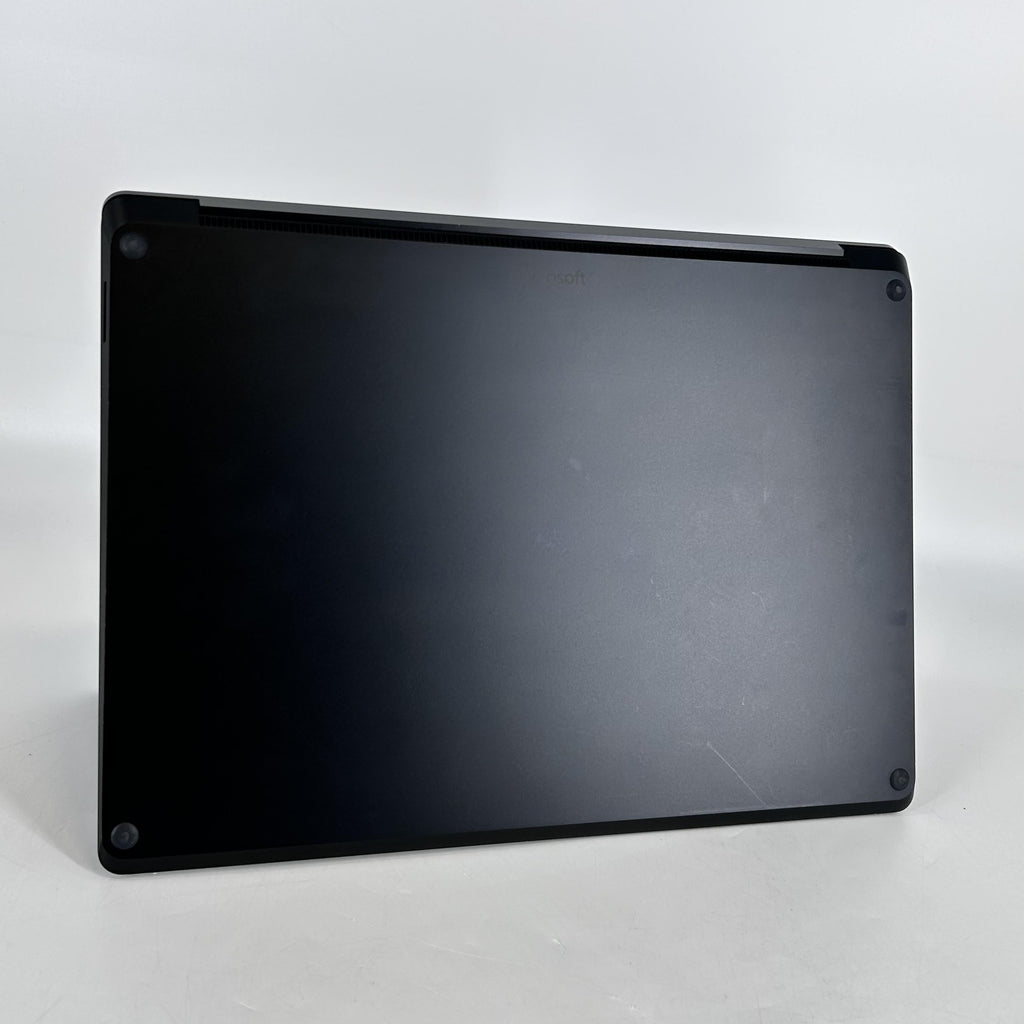 Microsoft Surface Laptop 5 13.5 Black 2.7 GHz Intel Core i7 12th Gen. 16GB RAM 512GB Solid State Drive
