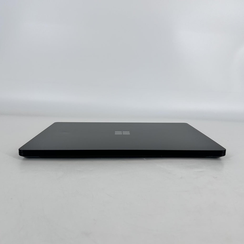 Microsoft Surface Laptop 5 13.5 Black 2.7 GHz Intel Core i7 12th Gen. 16GB RAM 512GB Solid State Drive