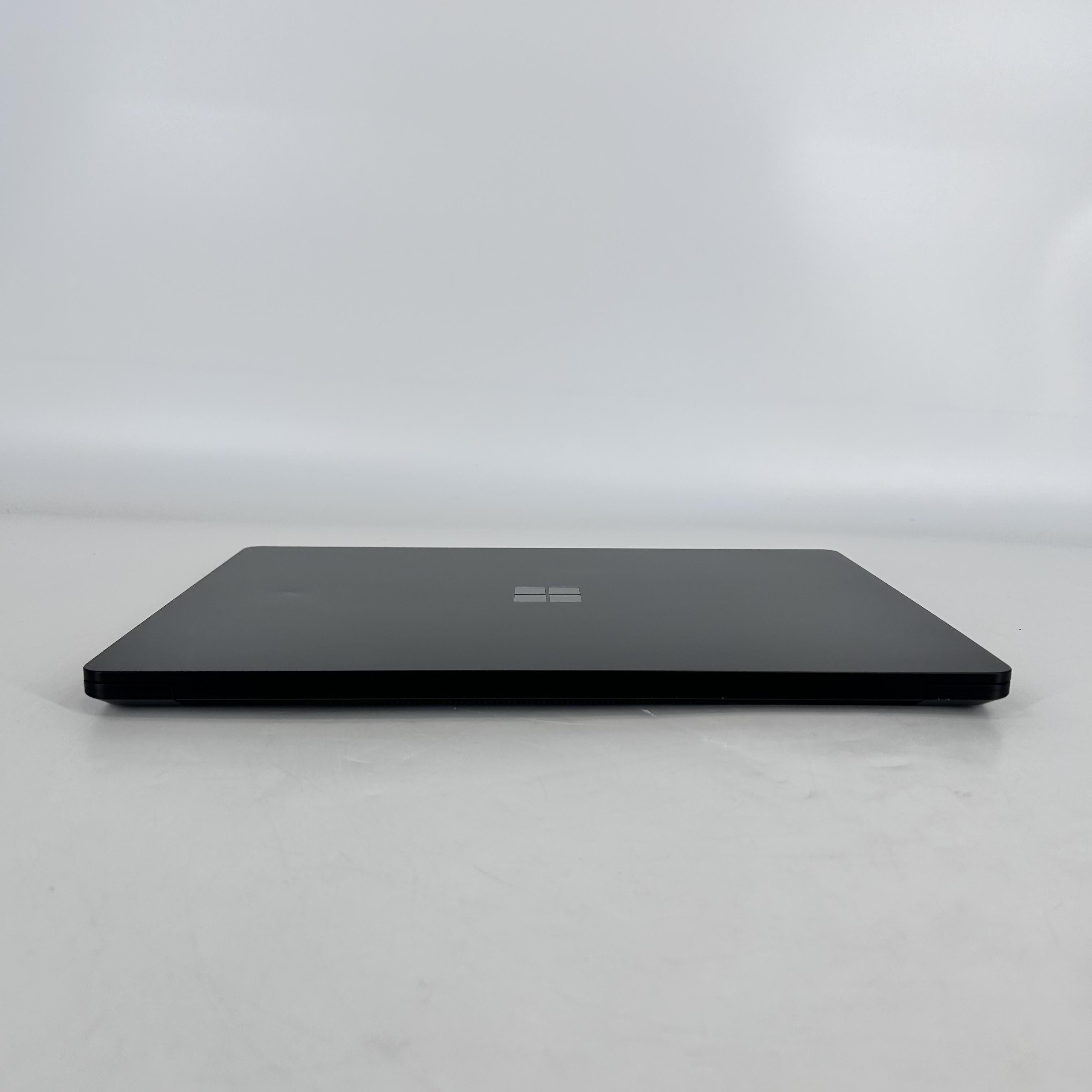 Microsoft Surface Laptop 5 13.5 Black 2.7 GHz Intel Core i7 12th Gen. 16GB RAM 512GB Solid State Drive