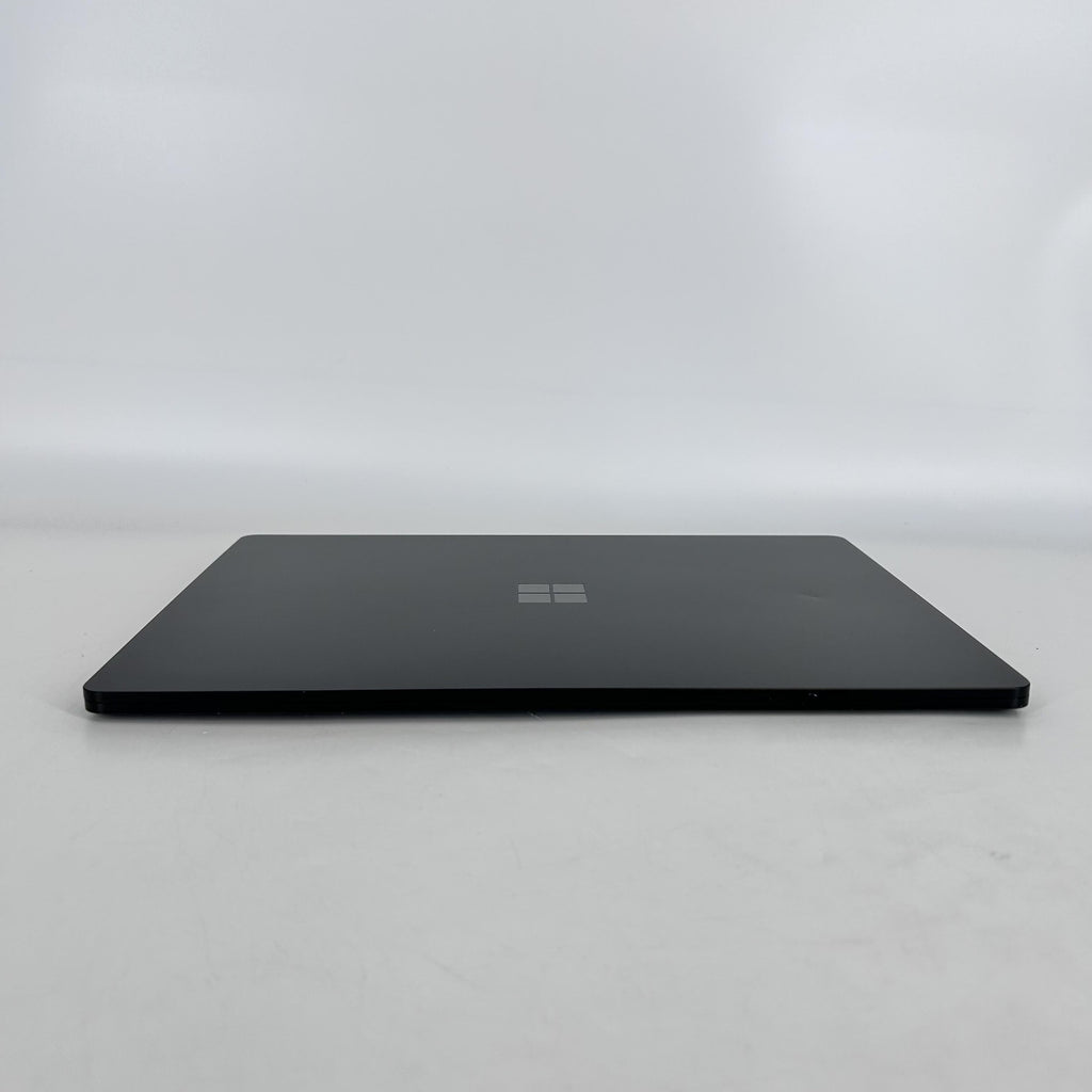 Microsoft Surface Laptop 5 13.5 Black 2.7 GHz Intel Core i7 12th Gen. 16GB RAM 512GB Solid State Drive