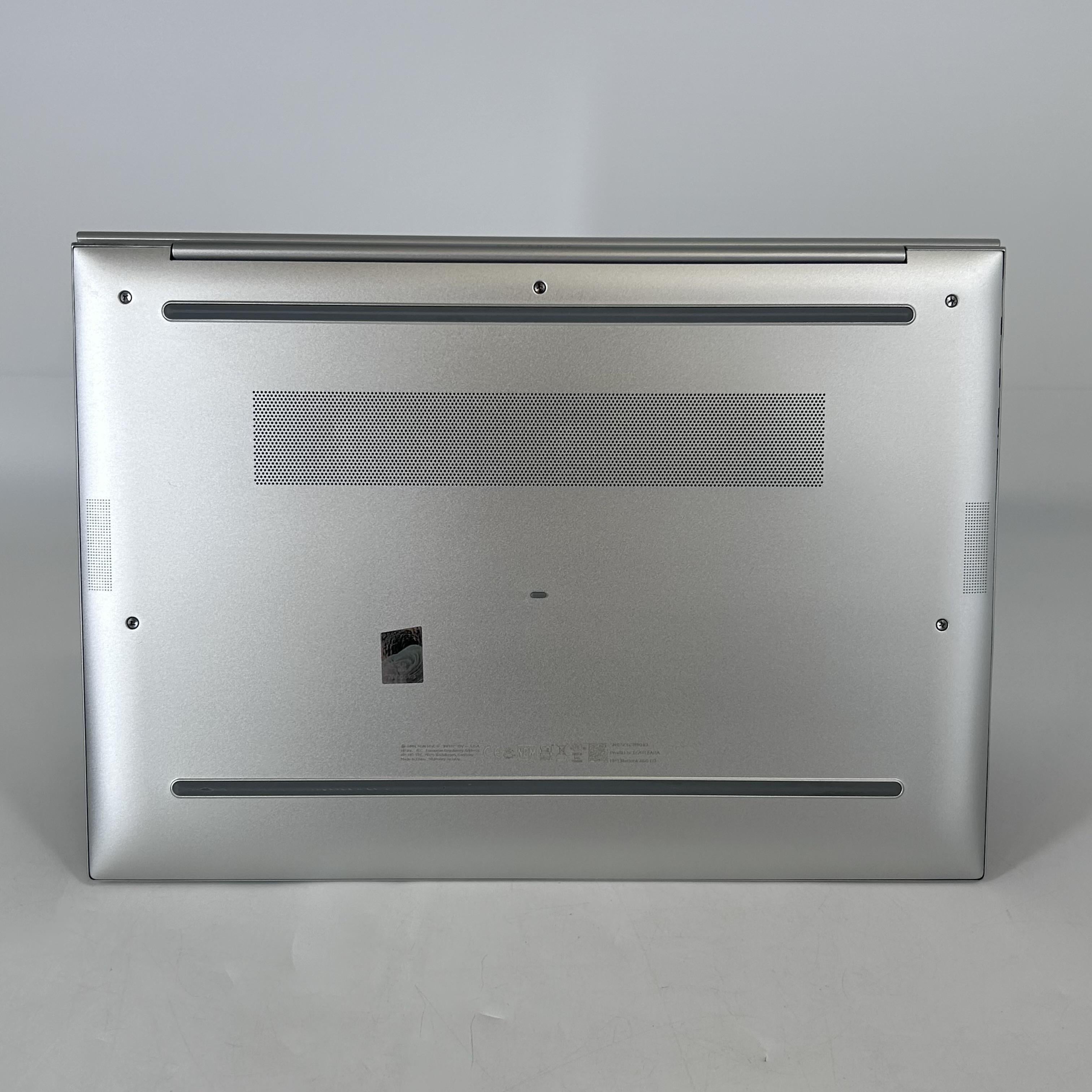 HP Elitebook 860 G9 16 Silver 1.6 GHz Intel Core i5 12th Gen. 16GB RAM 512GB Solid State Drive