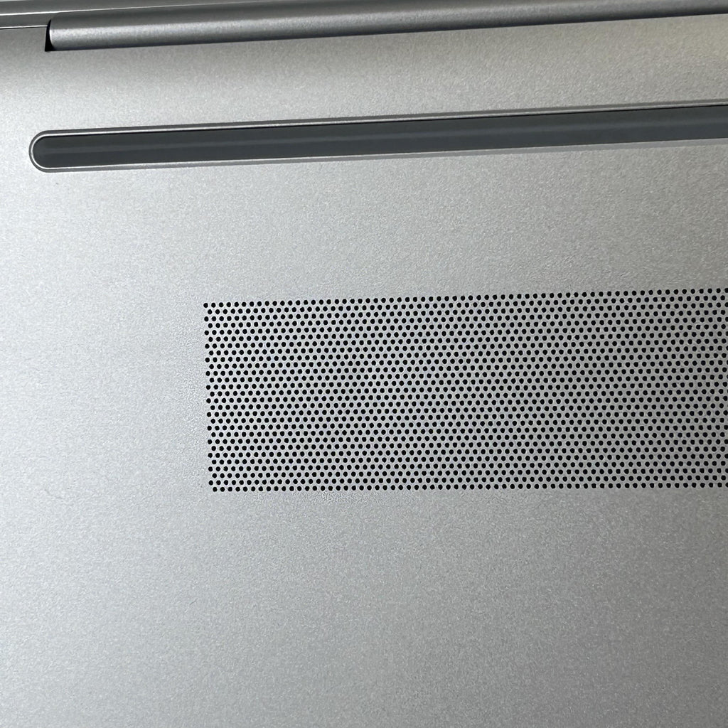HP Elitebook 860 G9 16 Silver 1.6 GHz Intel Core i5 12th Gen. 16GB RAM 512GB Solid State Drive