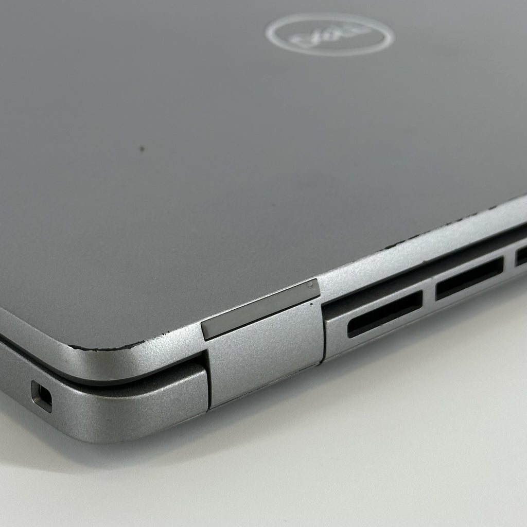 Dell Latitude 5440 14 Gray 1.8 GHz Intel Core i7 13th Gen. 16GB RAM 512GB Solid State Drive