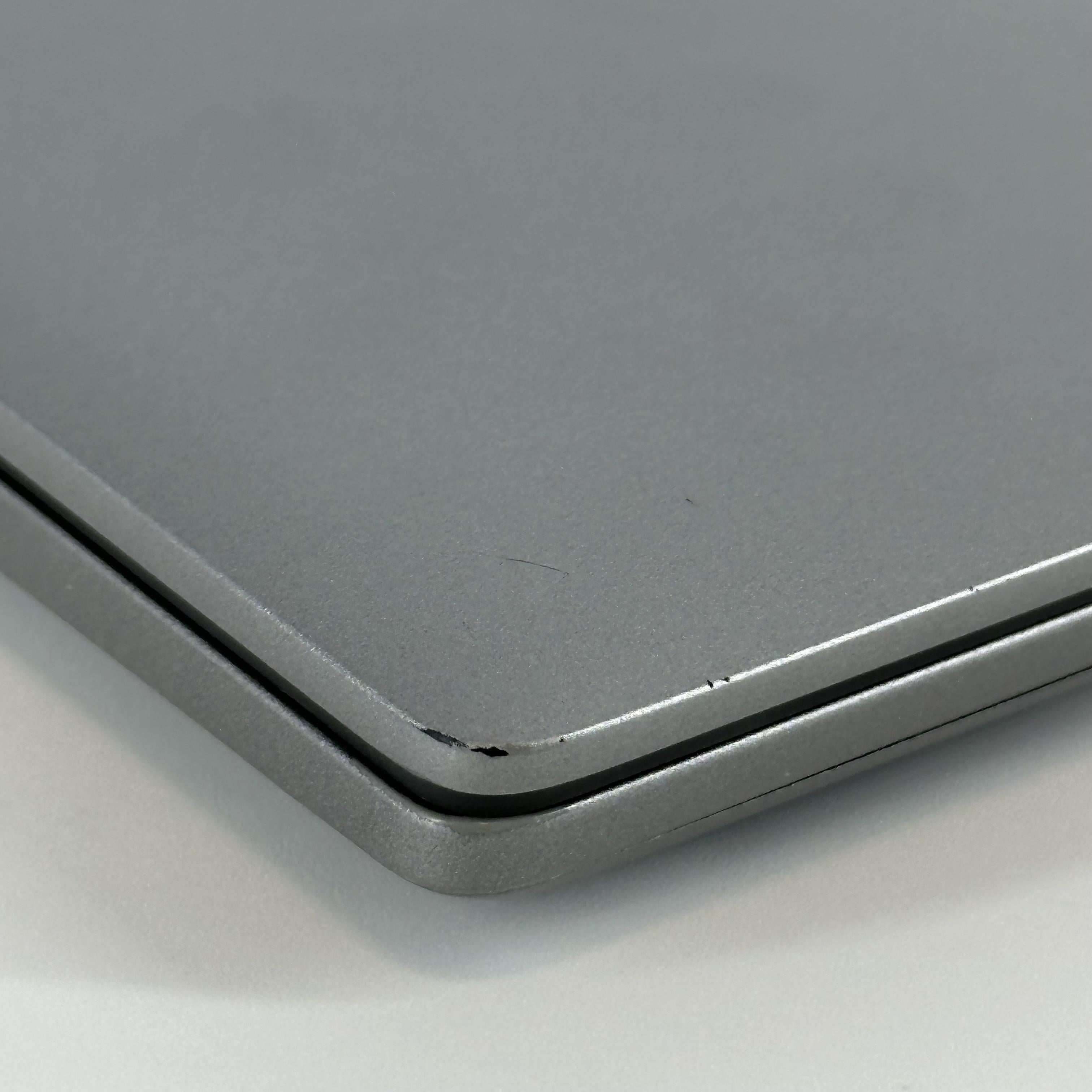 Dell Latitude 5440 14 Gray 1.8 GHz Intel Core i7 13th Gen. 16GB RAM 512GB Solid State Drive