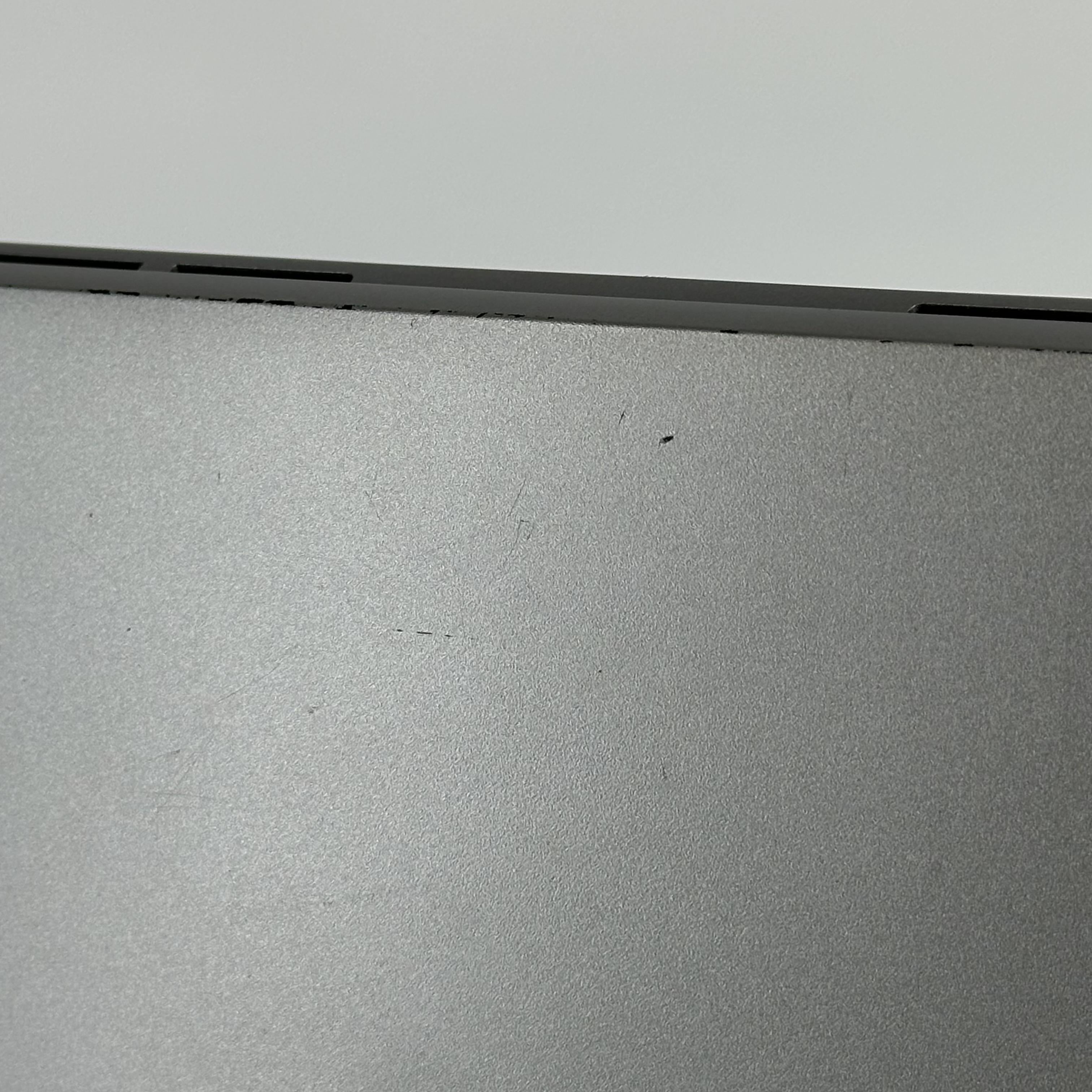 Dell Latitude 5440 14 Gray 1.8 GHz Intel Core i7 13th Gen. 16GB RAM 512GB Solid State Drive