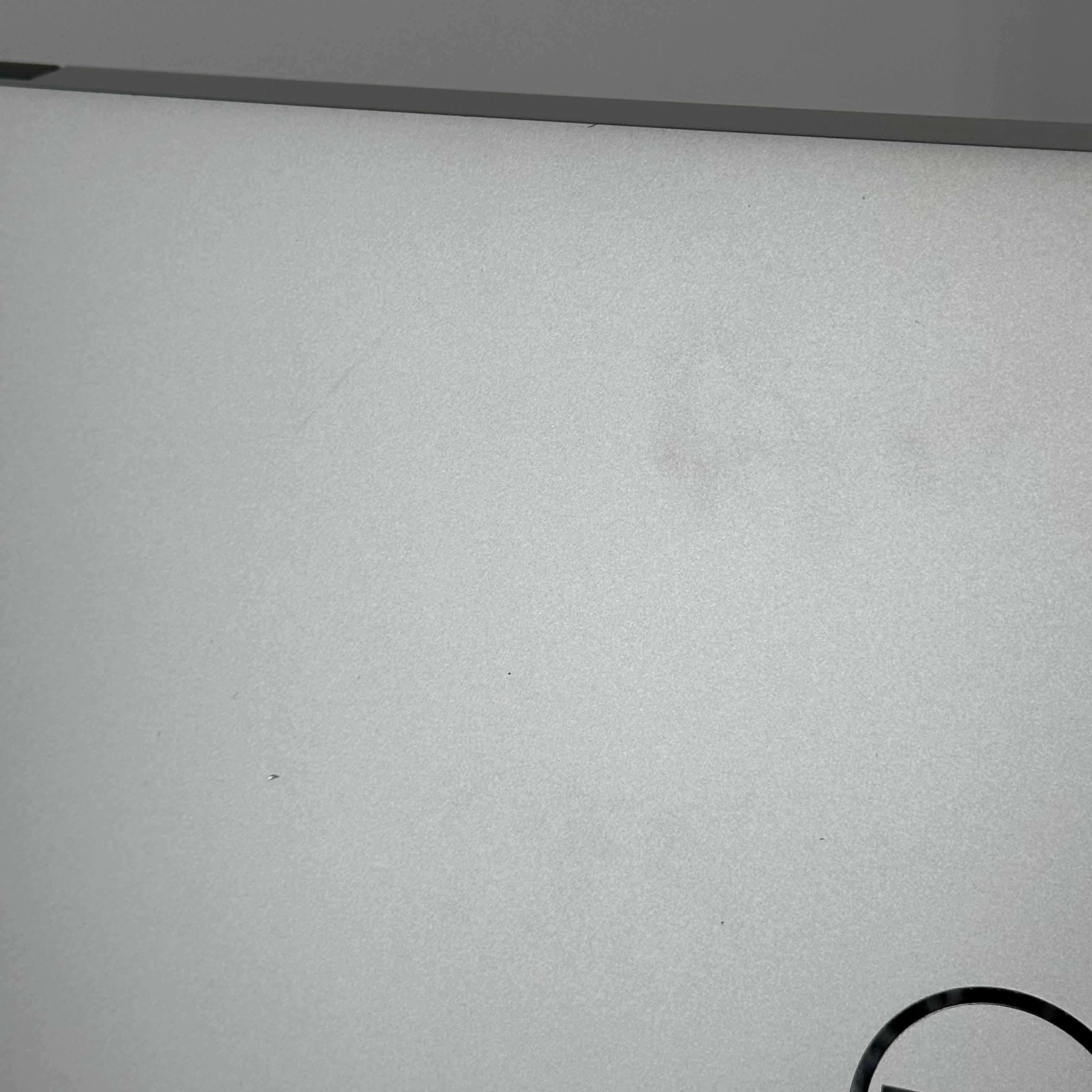 Dell XPS 15 9500 Gray 2.4 GHz Intel Core i9 10th Gen. 32GB RAM 1TB Solid State Drive NVIDIA GeForce GTX 1650 Ti 4 GB