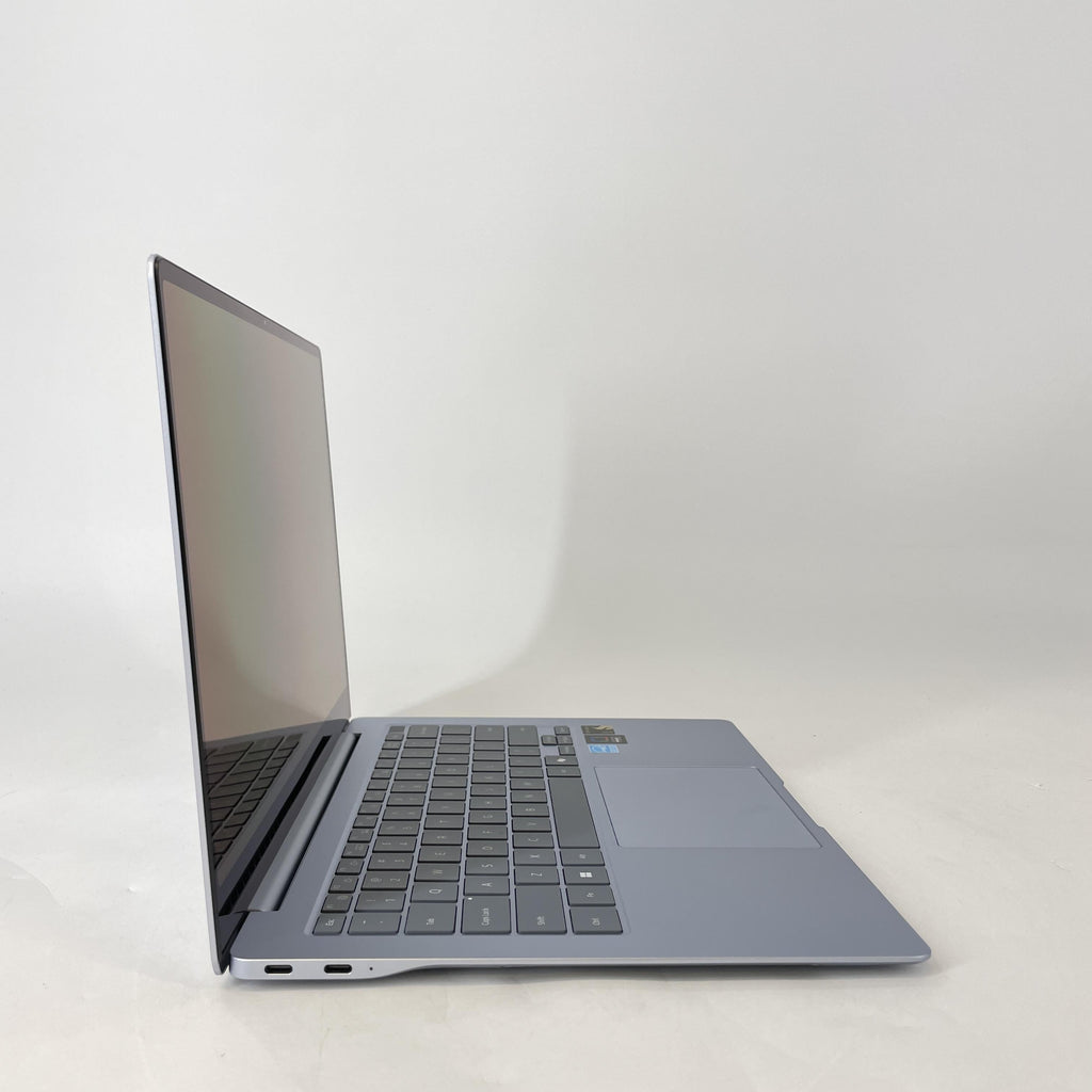 Samsung Galaxy Book4  Edge 14 Blue 3.4 GHz Qualcomm Snapdragon X Elite 16GB RAM 512GB Embedded UniversalFlashStorage