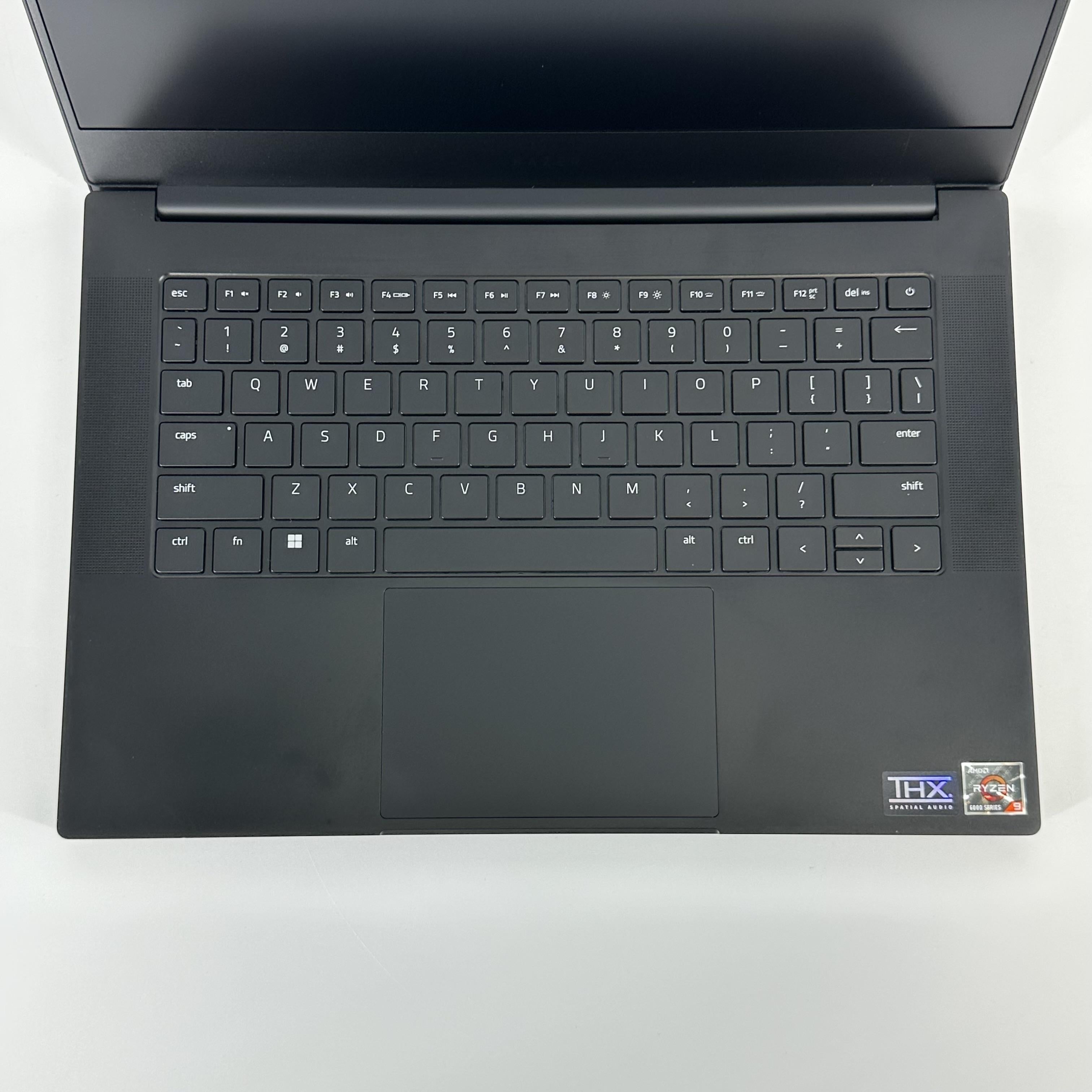 Razer Blade 14 2022 Black 3.3 GHz AMD Ryzen 9 6900HX 16GB RAM 1TB Solid State Drive NVIDIA GeForce RTX 3060 6 GB