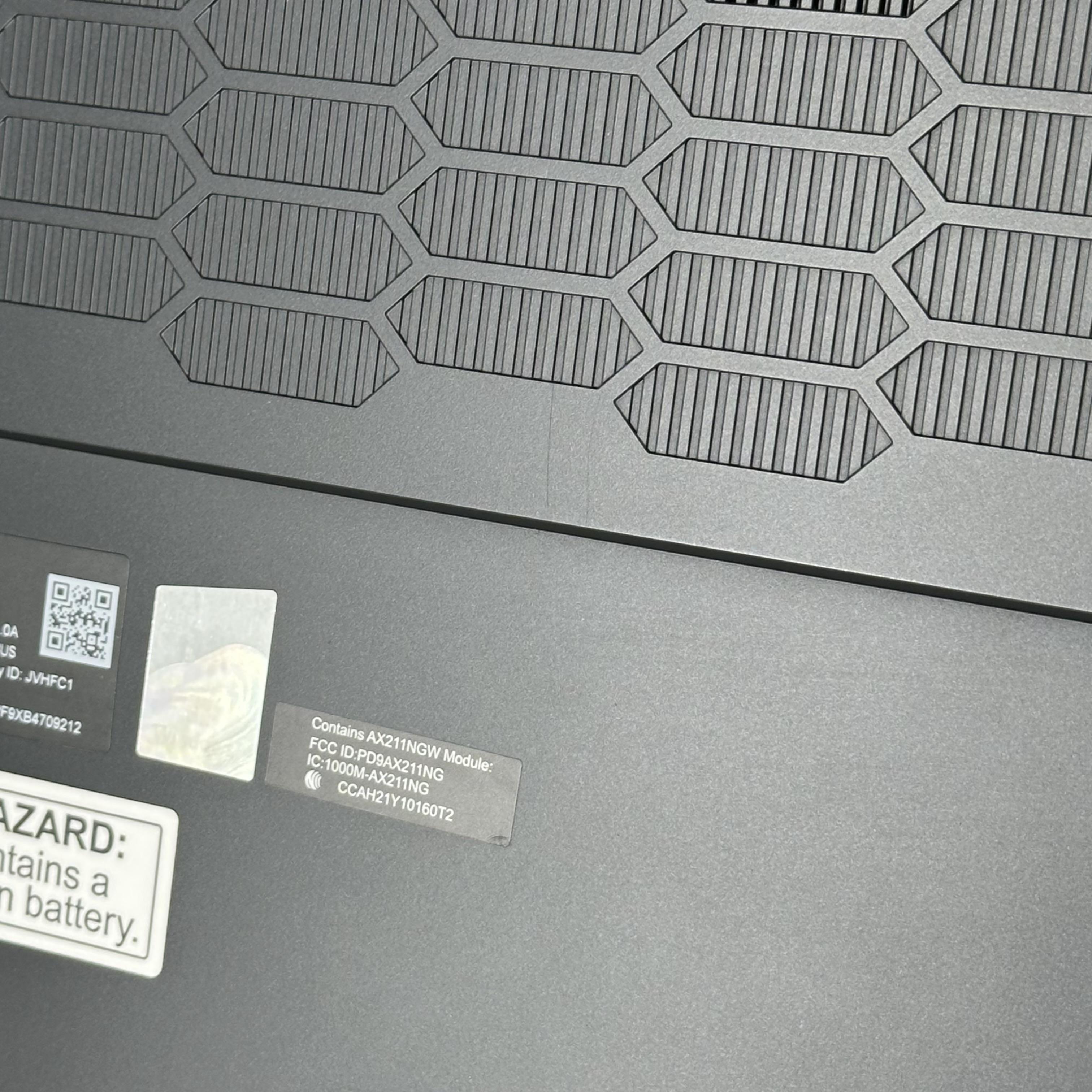 Lenovo Legion Pro 5i Gen 9 16 Gray 2.2 GHz Intel Core i9 14th Gen. 32GB RAM 1TB Solid State Drive 1TB Solid State Drive NVIDIA GeForce RTX 4070 8 GB