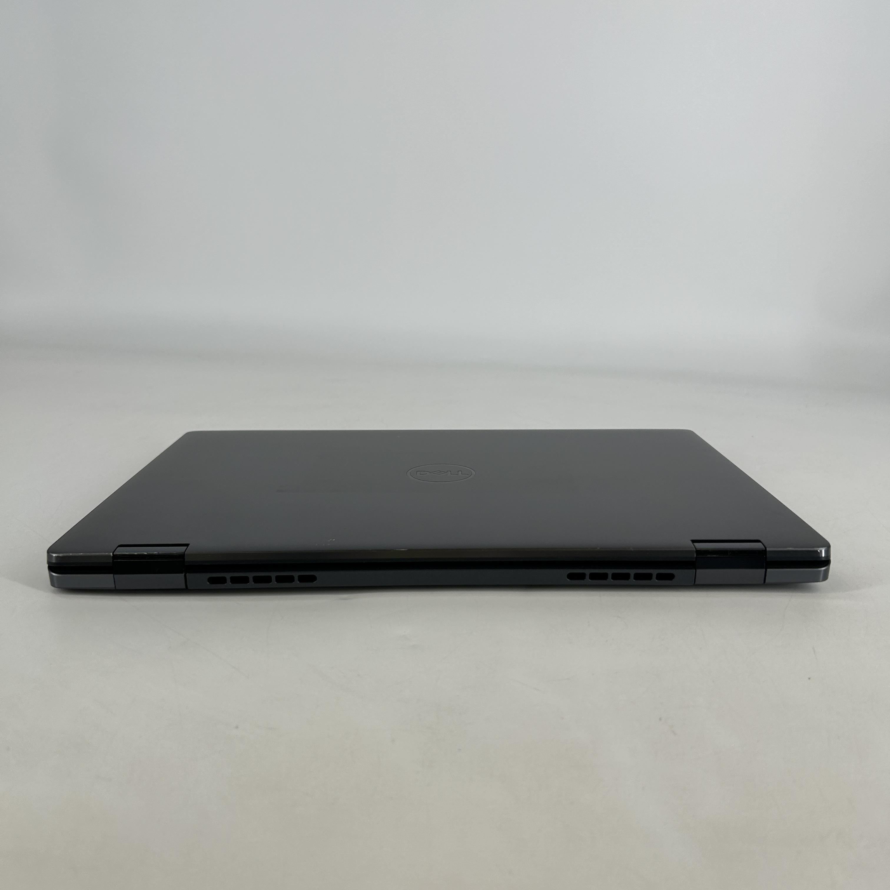 Dell Latitude 9440 (2-in-1) 14 Gray 1.8 GHz Intel Core i7 13th Gen. 32GB RAM 1TB Solid State Drive