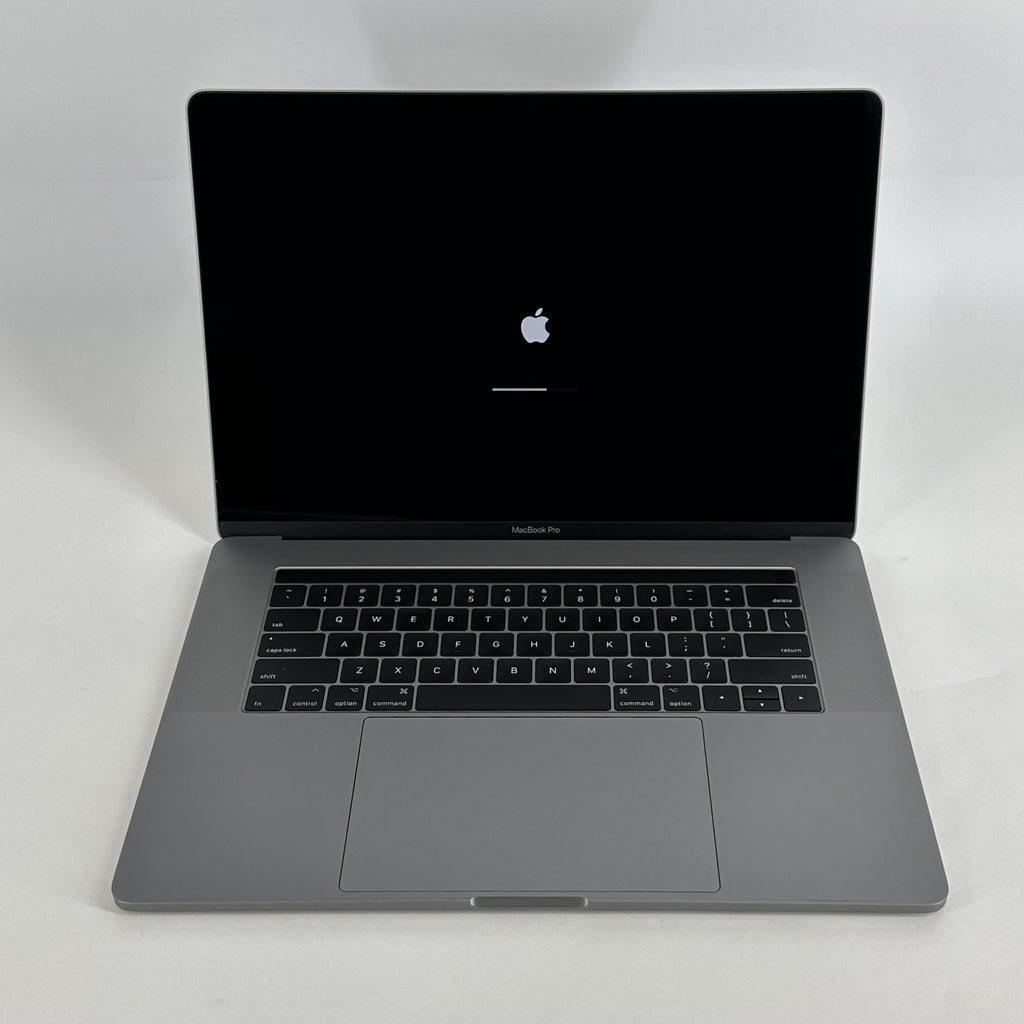 Apple MacBook Pro 15 Touch Bar 2017 Space Gray 3.1 GHz Intel Core i7 7th Gen. 16GB RAM 1TB Solid State Drive AMD Radeon Pro 560 4 GB