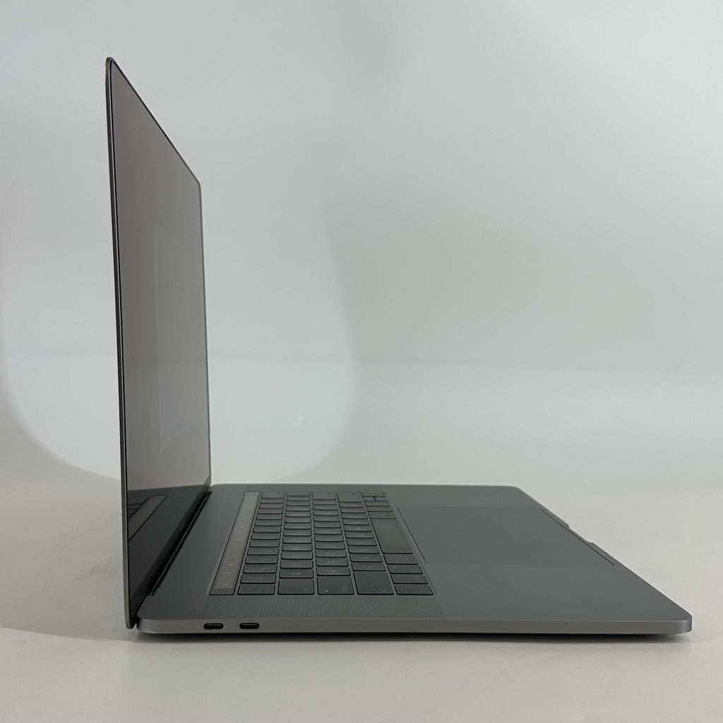 Apple MacBook Pro 15 Touch Bar 2017 Space Gray 3.1 GHz Intel Core i7 7th Gen. 16GB RAM 1TB Solid State Drive AMD Radeon Pro 560 4 GB