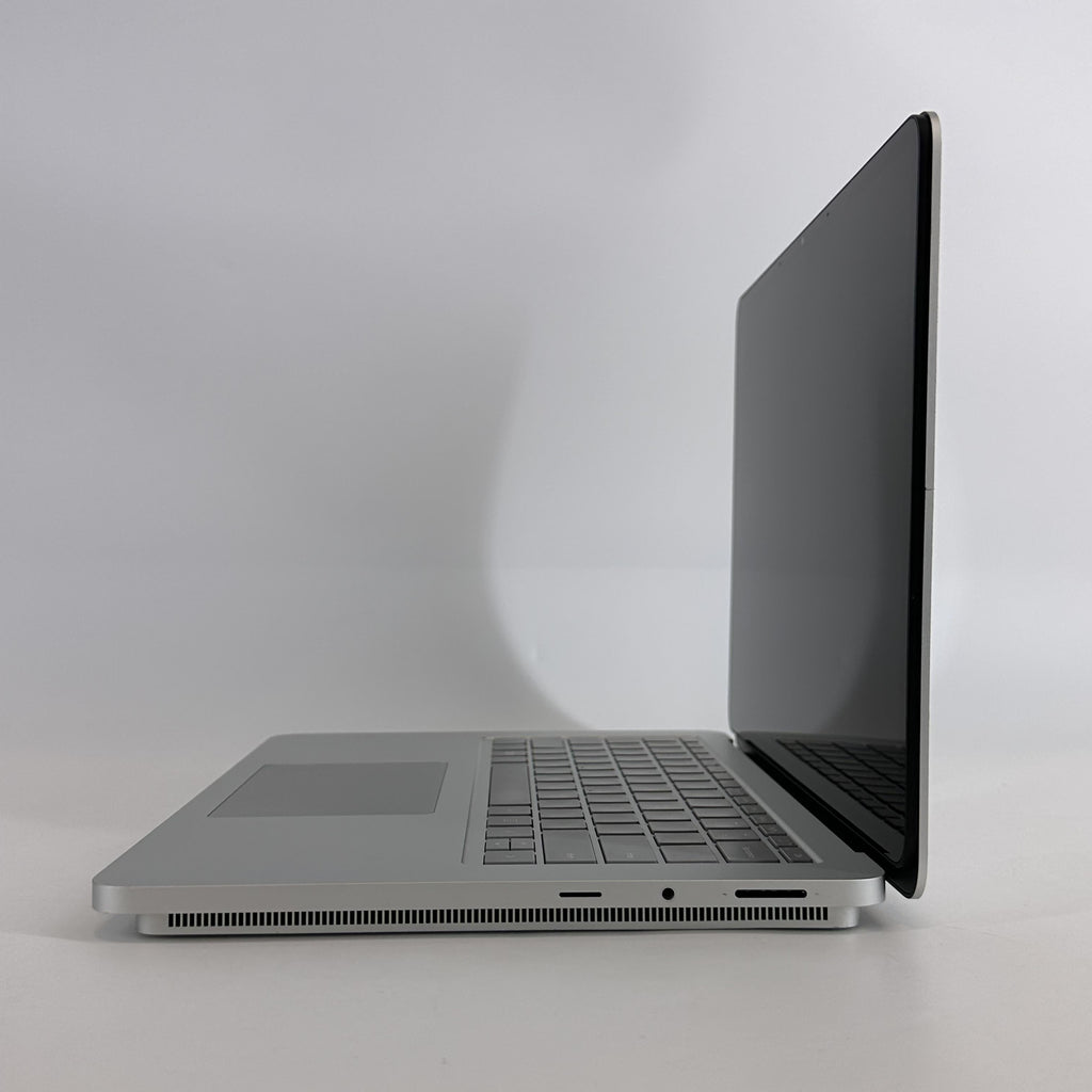 Microsoft Surface Laptop Studio 2 14.4 Silver 2.9 GHz Intel Core i7 13th Gen. 64GB RAM 1TB Solid State Drive NVIDIA GeForce RTX 4060 8 GB