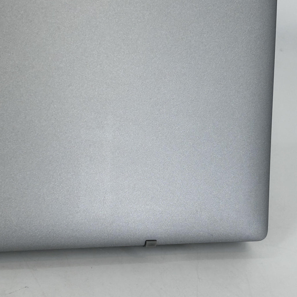Dell Latitude 3320 13.3 Gray 2.6 GHz Intel Core i5 11th Gen. 16GB RAM 512GB Solid State Drive