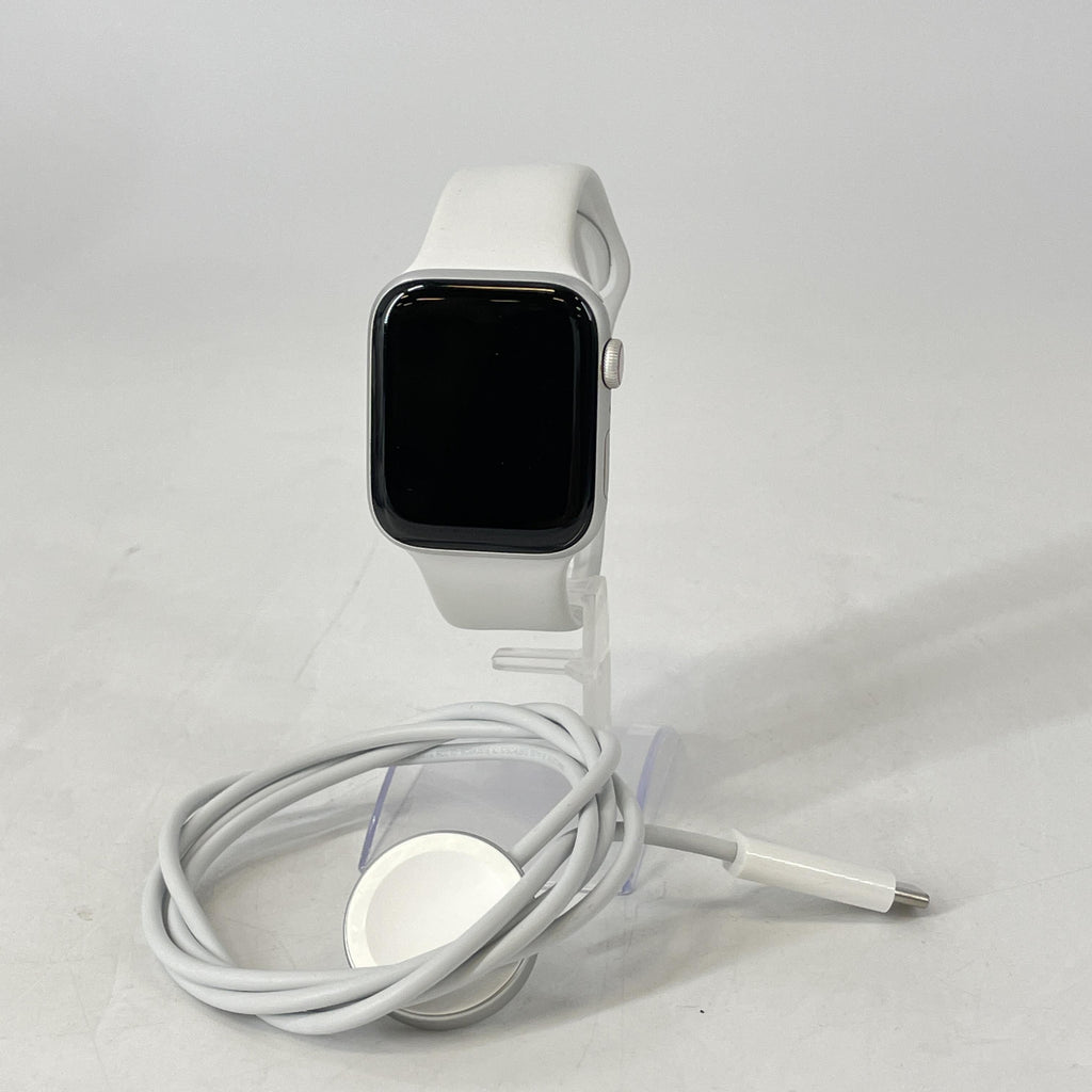 Apple Watch (Series 5) 44mm Silver Unlocked 32GB