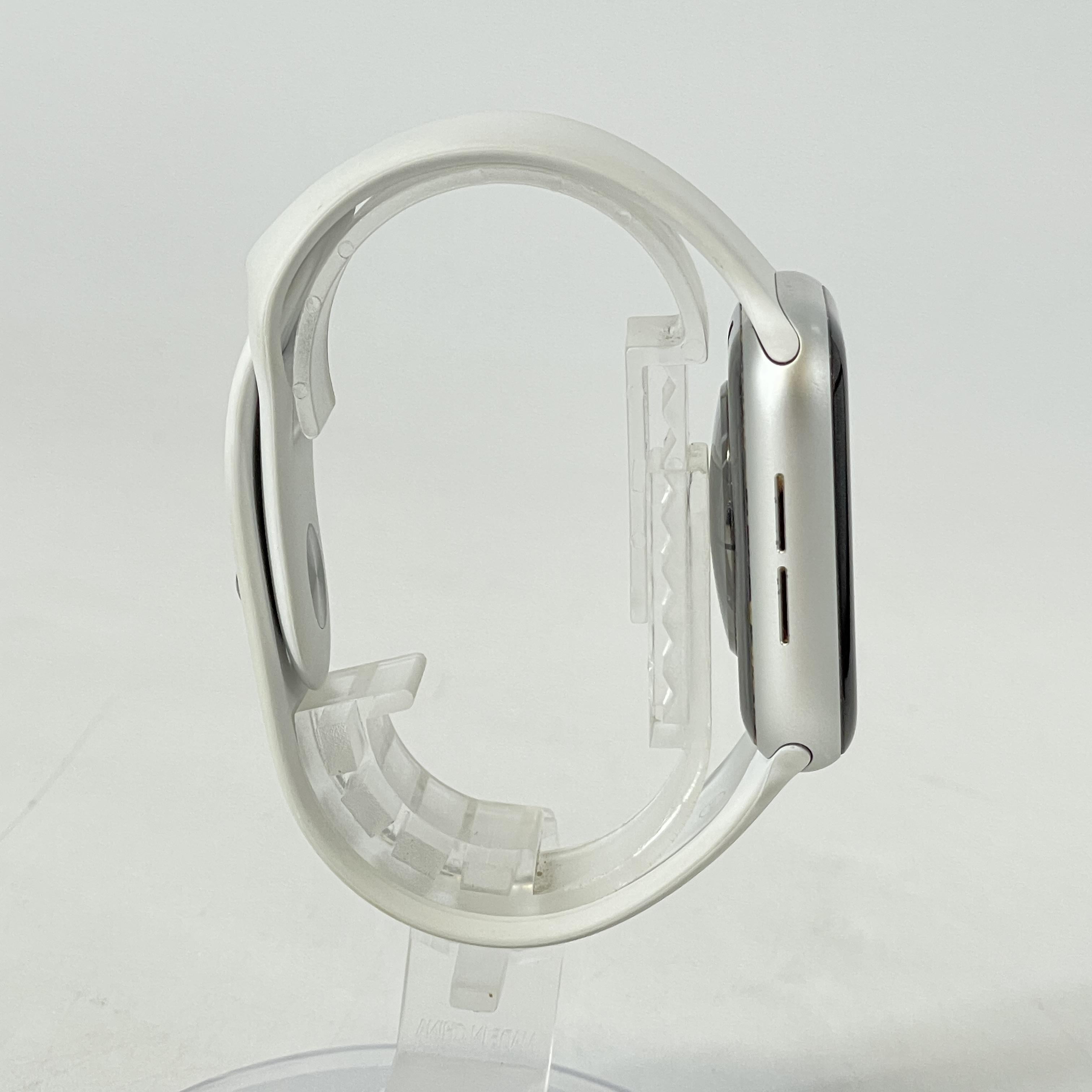 Apple Watch (Series 5) 44mm Silver Unlocked 32GB