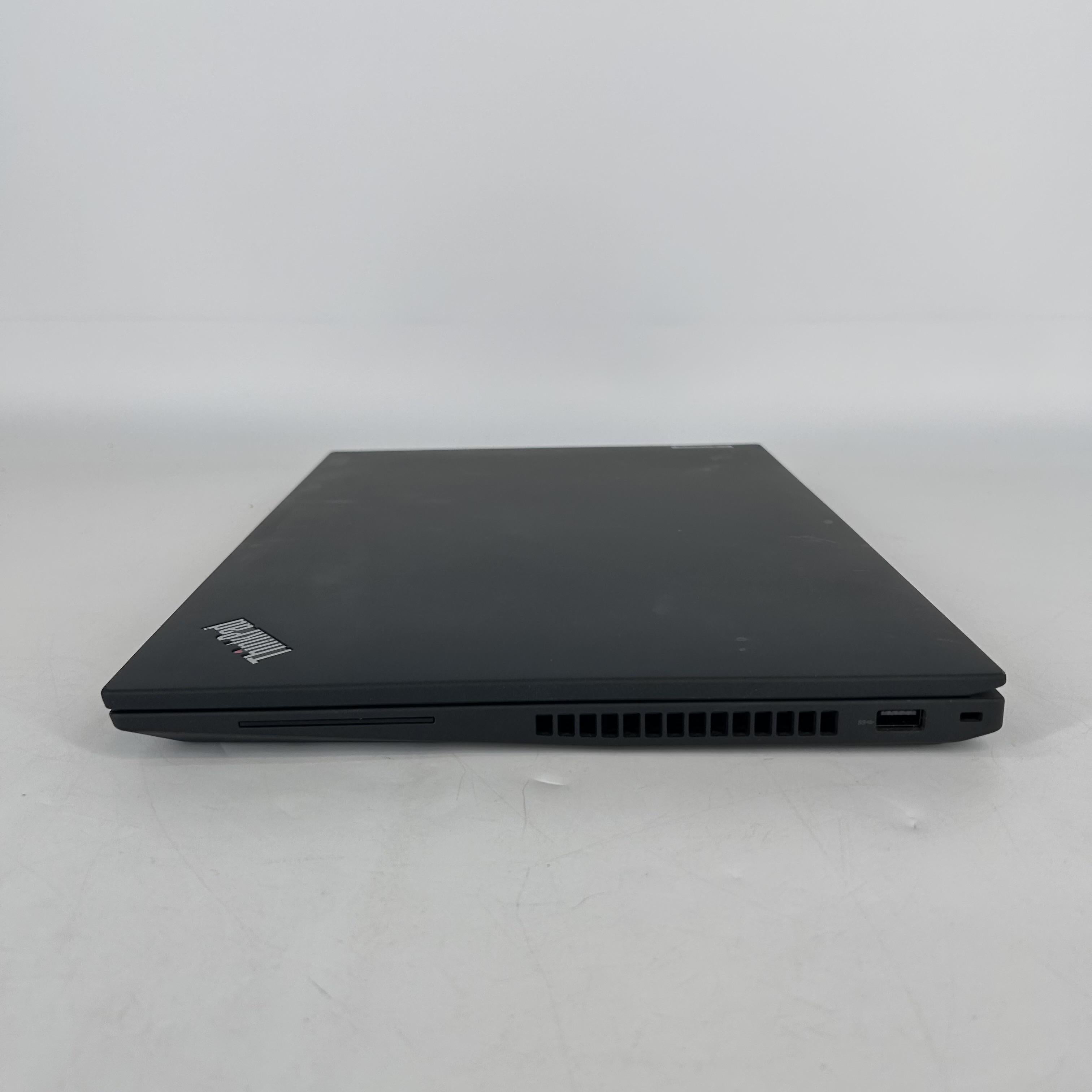 Lenovo ThinkPad T16 Gen 1 Gray 2.2 GHz Intel Core i7 12th Gen. 16GB RAM 512GB Solid State Drive