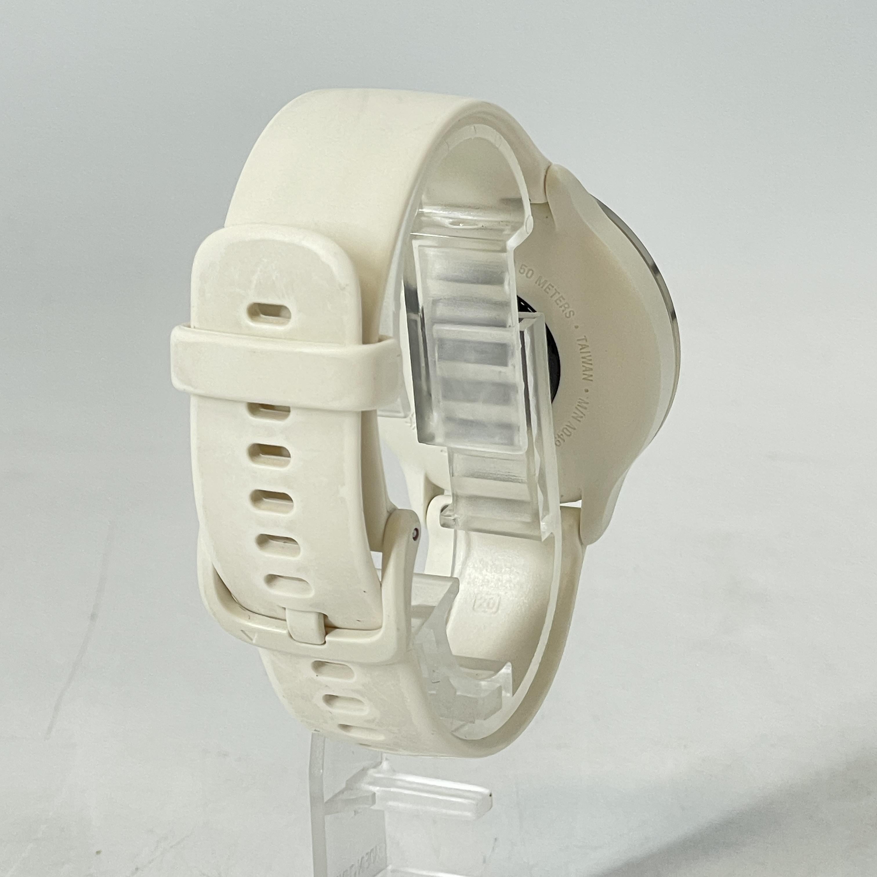 Garmin Vivoactive 6 42mm Cream GPS