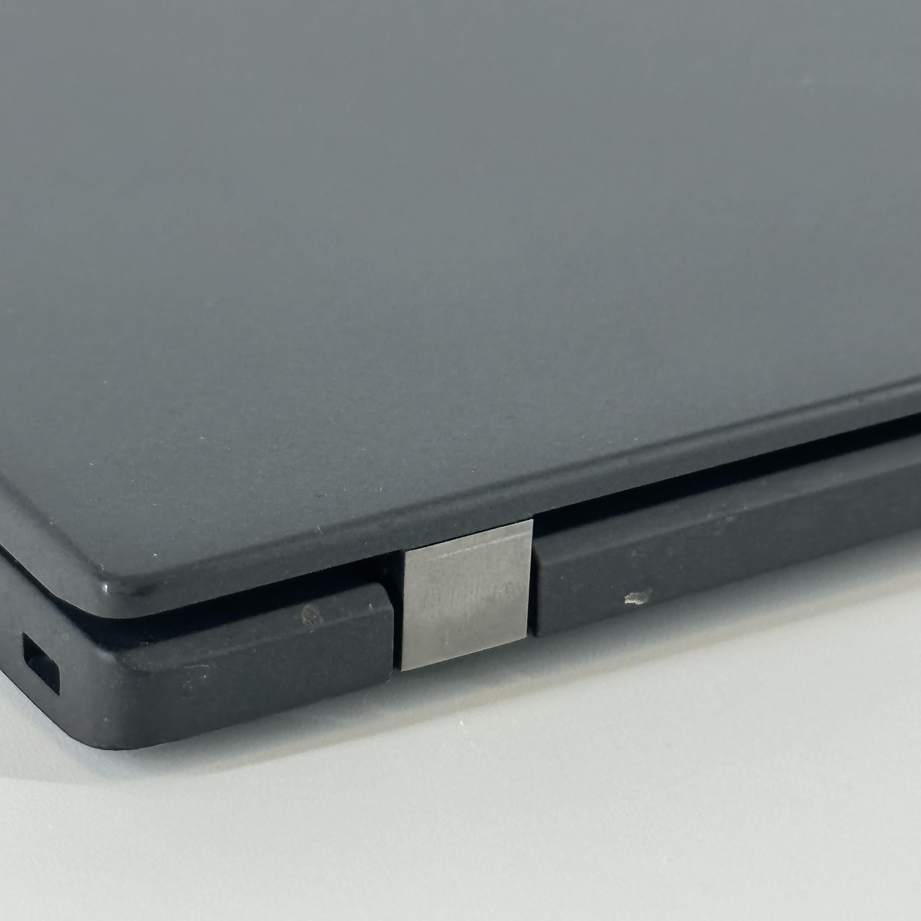 Lenovo ThinkPad T14s Gen 2 Black 2.8 GHz Intel Core i7 11th Gen. 16GB RAM 512GB Solid State Drive