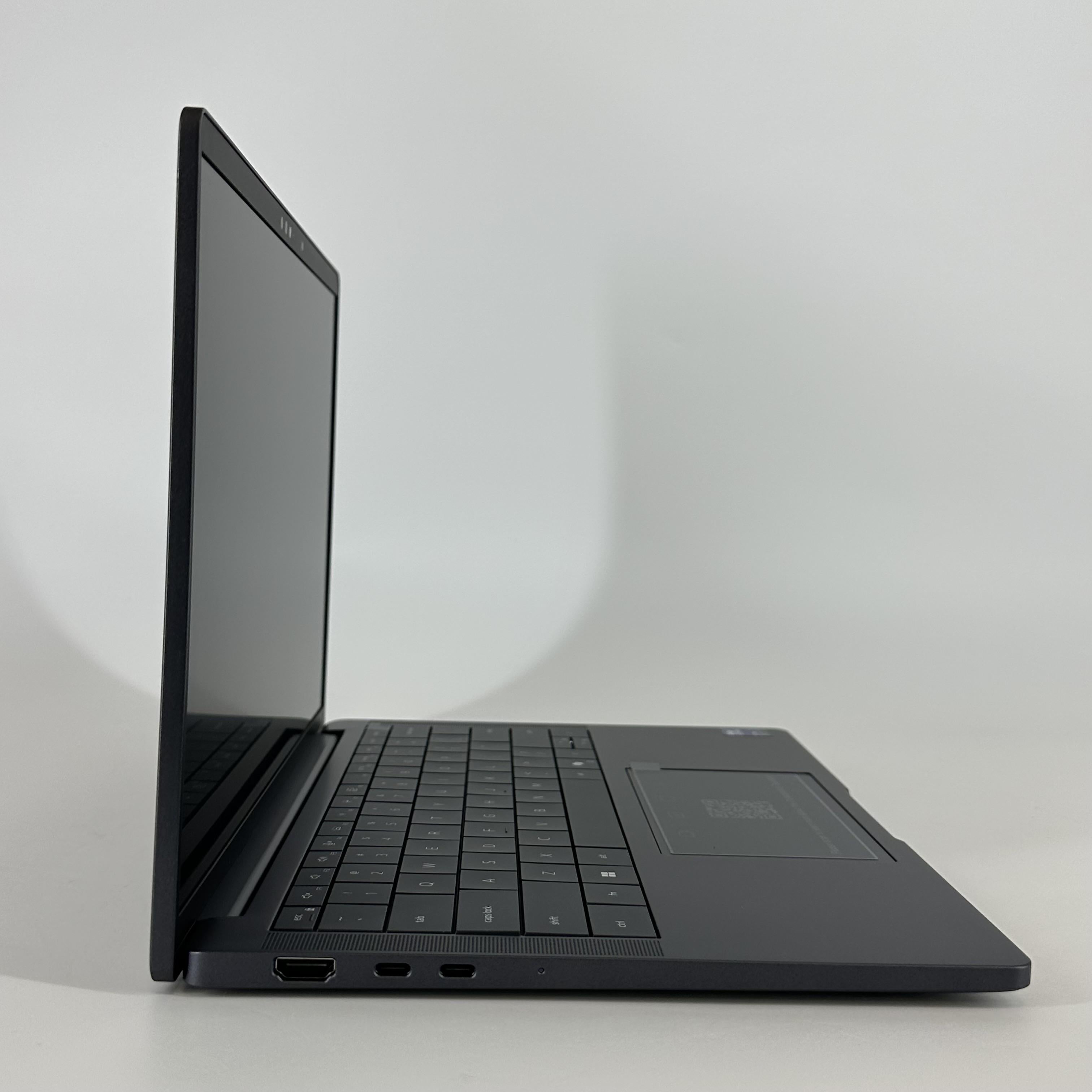 Dell Pro 14 Premium PA14260 Intel Core Ultra 7 Series 3 32GB RAM 512GB Solid State Drive