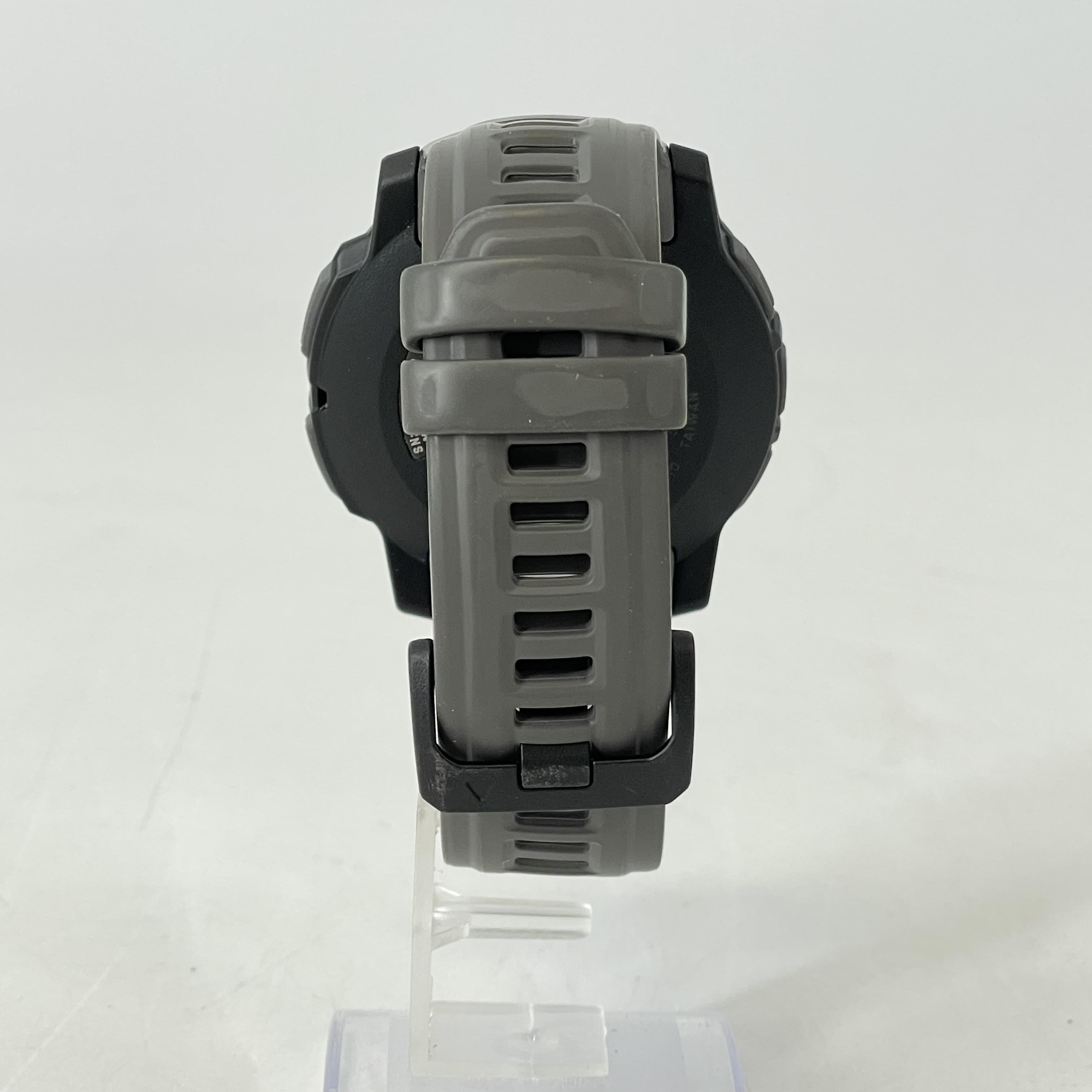 Garmin Instinct 3 AMOLED 50mm Gray GPS
