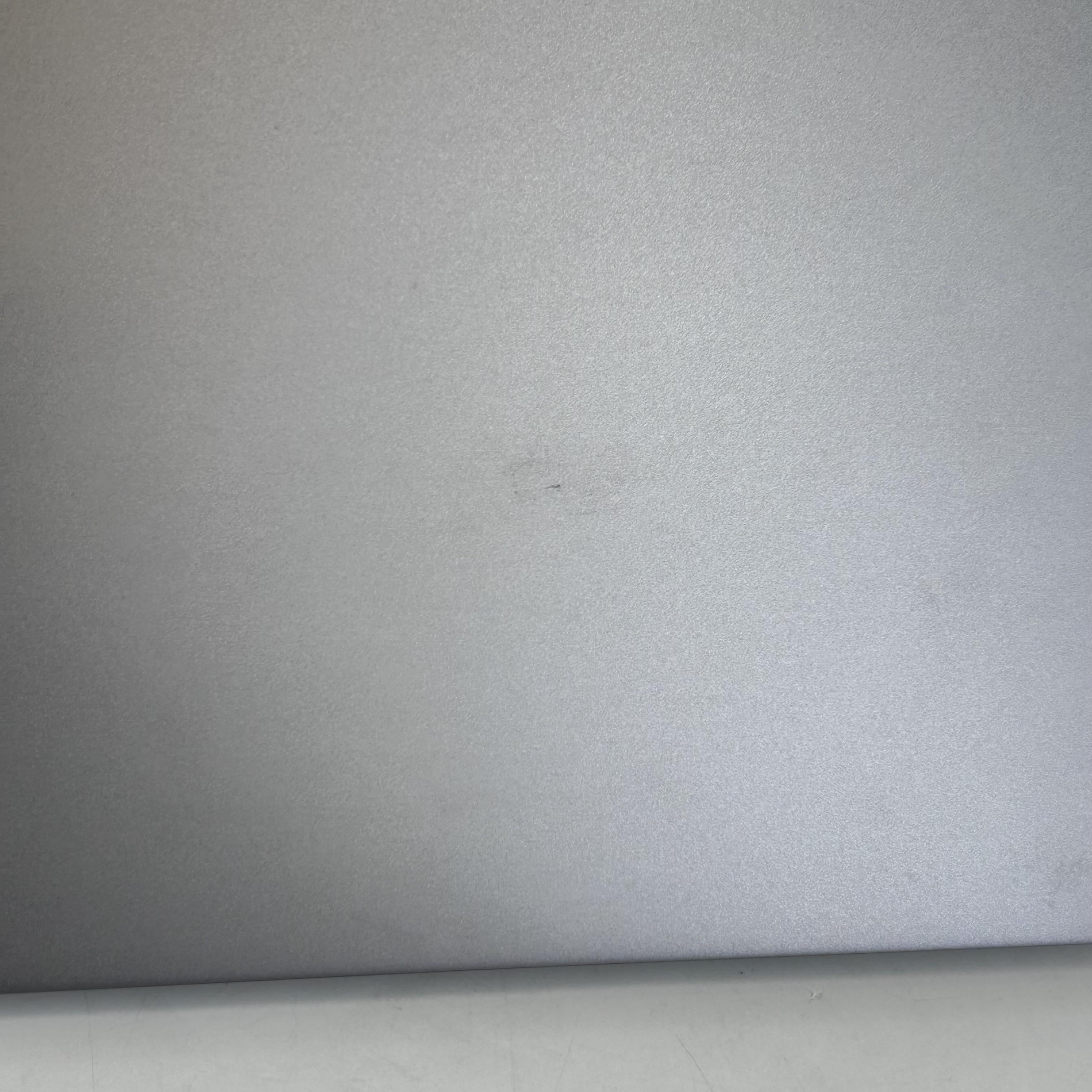 Lenovo IdeaPad Pro 5i 16 Luna Grey 1.4 GHz Intel Core Ultra 7 16GB RAM 1TB Solid State Drive NVIDIA GeForce RTX 3050 6 GB