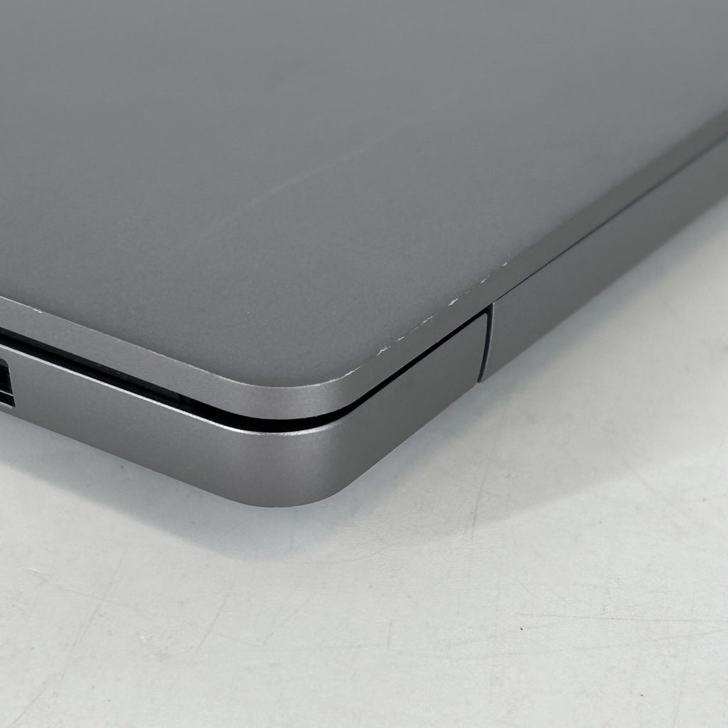 Lenovo IdeaPad Pro 5i 16 Luna Grey 1.4 GHz Intel Core Ultra 7 16GB RAM 1TB Solid State Drive NVIDIA GeForce RTX 3050 6 GB