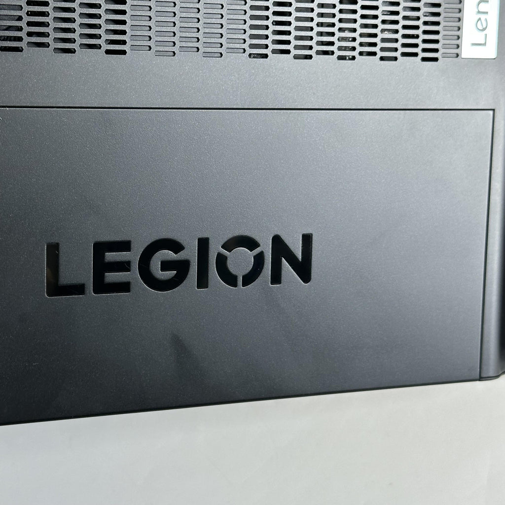 Lenovo Legion Go AMD Ryzen Z1 Extreme 16GB RAM 2TB Solid State Drive