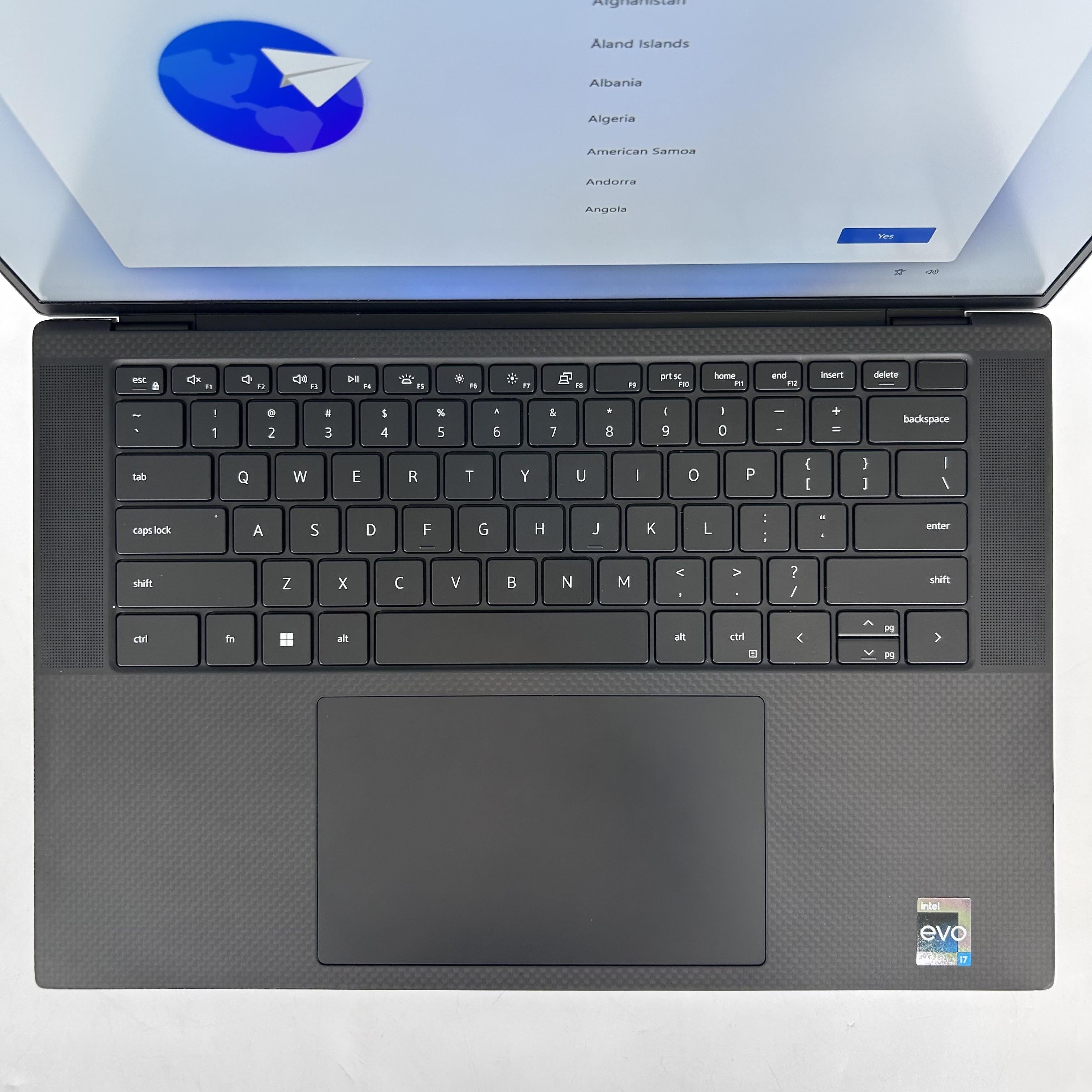 Dell XPS 15 9530 Silver 2.4 GHz Intel Core i7 13th Gen. 32GB RAM 2TB Solid State Drive 512GB Solid State Drive NVIDIA GeForce RTX 4060 8 GB