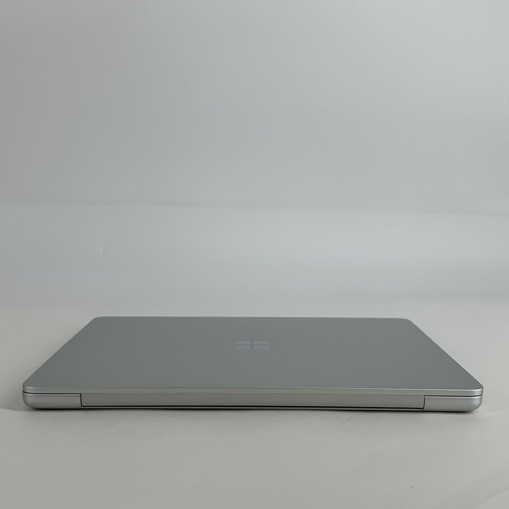 Microsoft Surface Laptop 13 Silver 3.3 GHz Qualcomm Snapdragon X Plus 16GB RAM 256GB UniversalFlashStorage