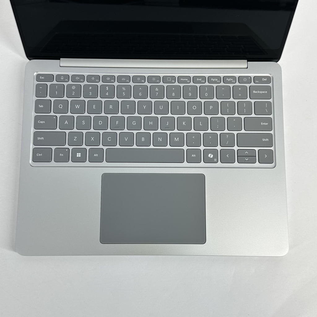 Microsoft Surface Laptop 13 Silver 3.3 GHz Qualcomm Snapdragon X Plus 16GB RAM 256GB UniversalFlashStorage