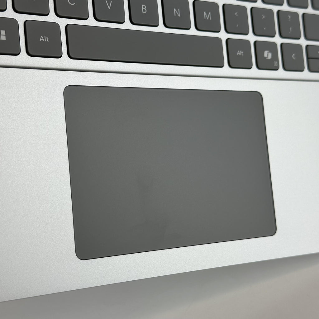 Microsoft Surface Laptop 13 Silver 3.3 GHz Qualcomm Snapdragon X Plus 16GB RAM 256GB UniversalFlashStorage