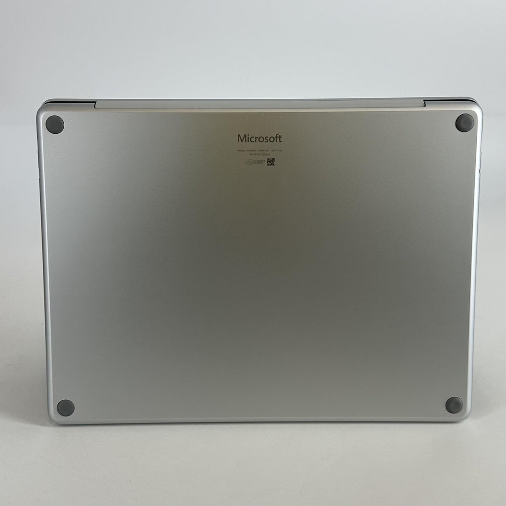 Microsoft Surface Laptop 13 Silver 3.3 GHz Qualcomm Snapdragon X Plus 16GB RAM 256GB UniversalFlashStorage