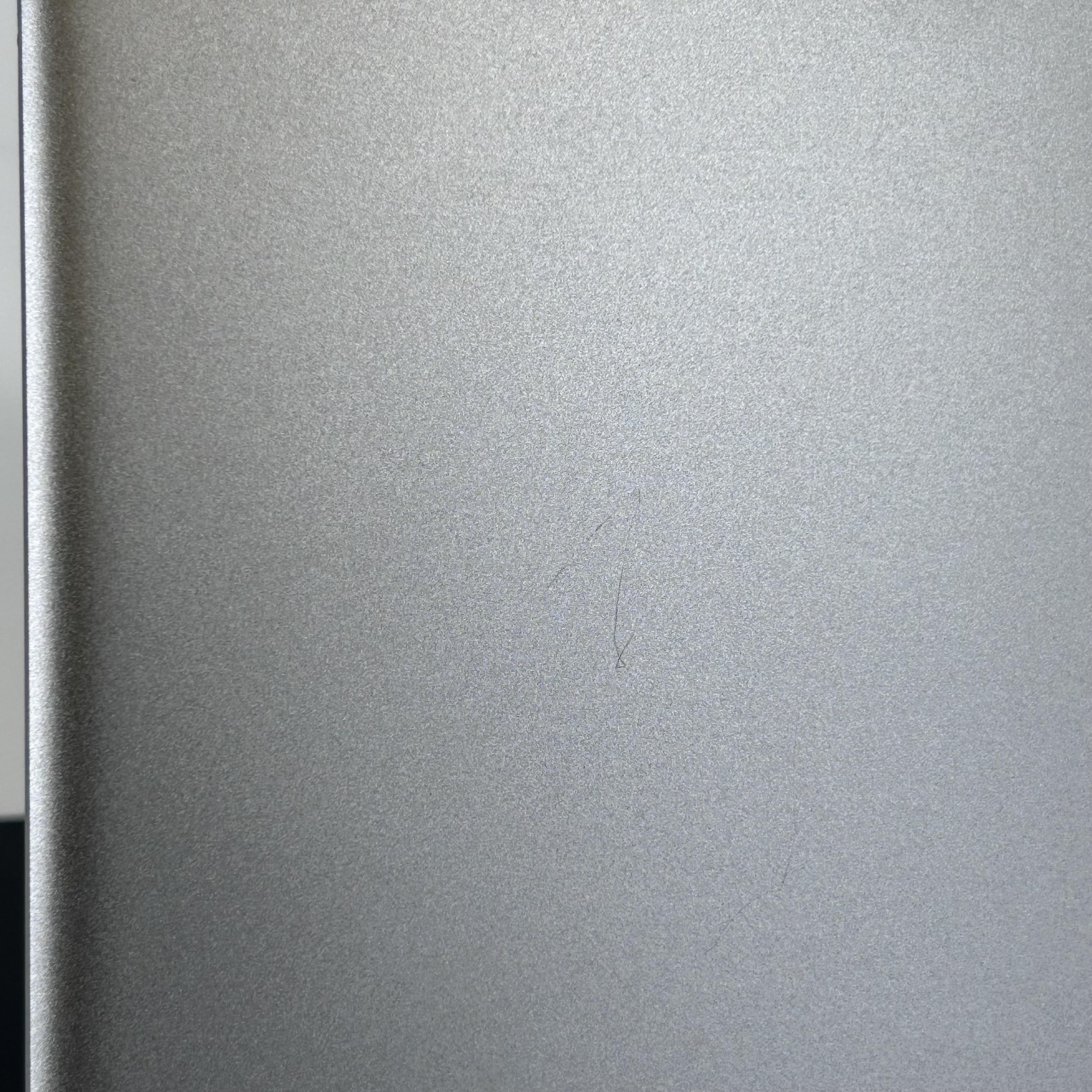 Dell Precision 7780 17.3 Gray 2.2 GHz Intel Core i9 13th Gen. 64GB RAM 512GB Solid State Drive NVIDIA RTX 4000 Ada 12 GB